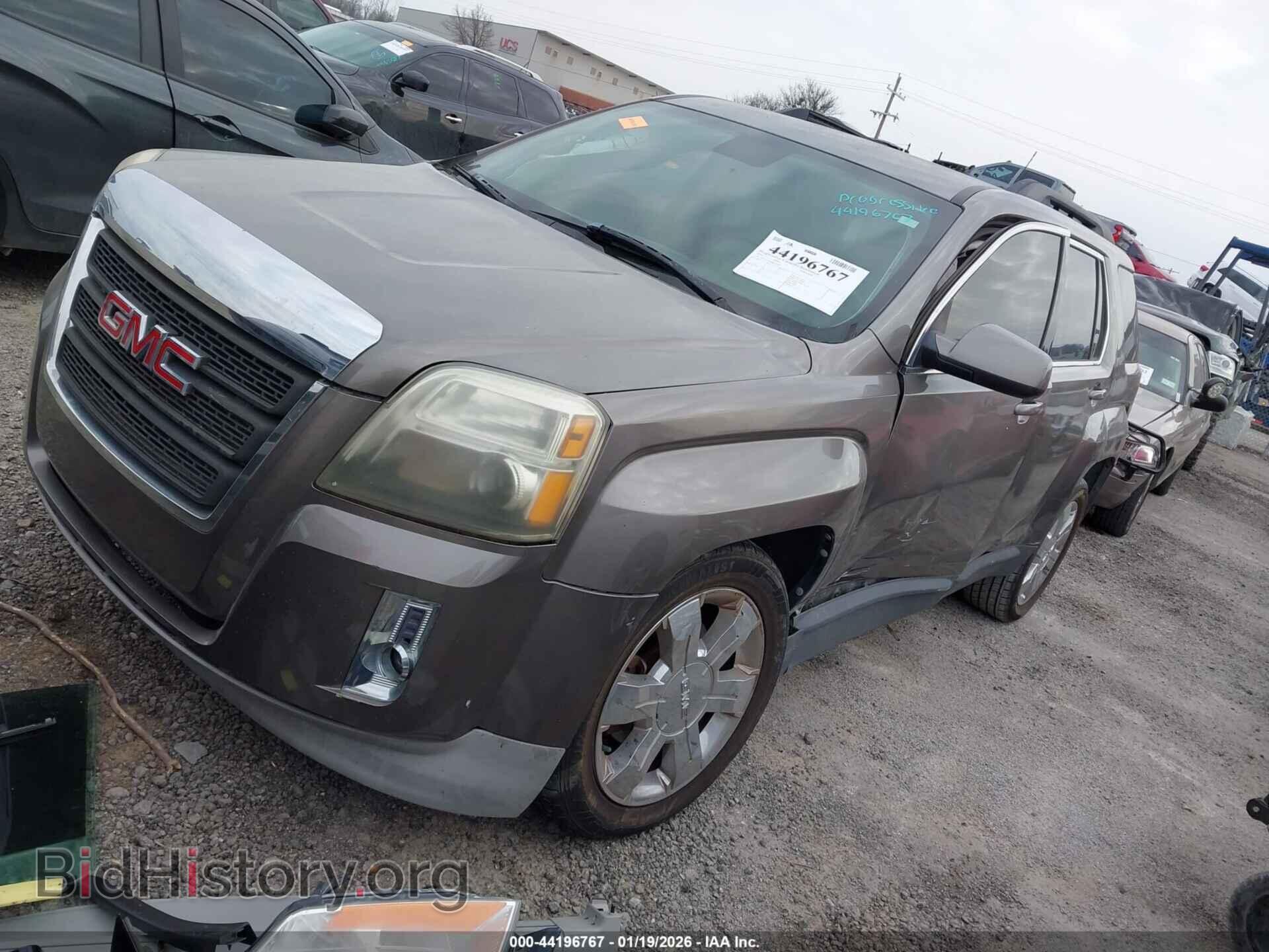 2011 GMC TERRAIN - VIN: 2CTFLUE58B6312031 - Фото 2