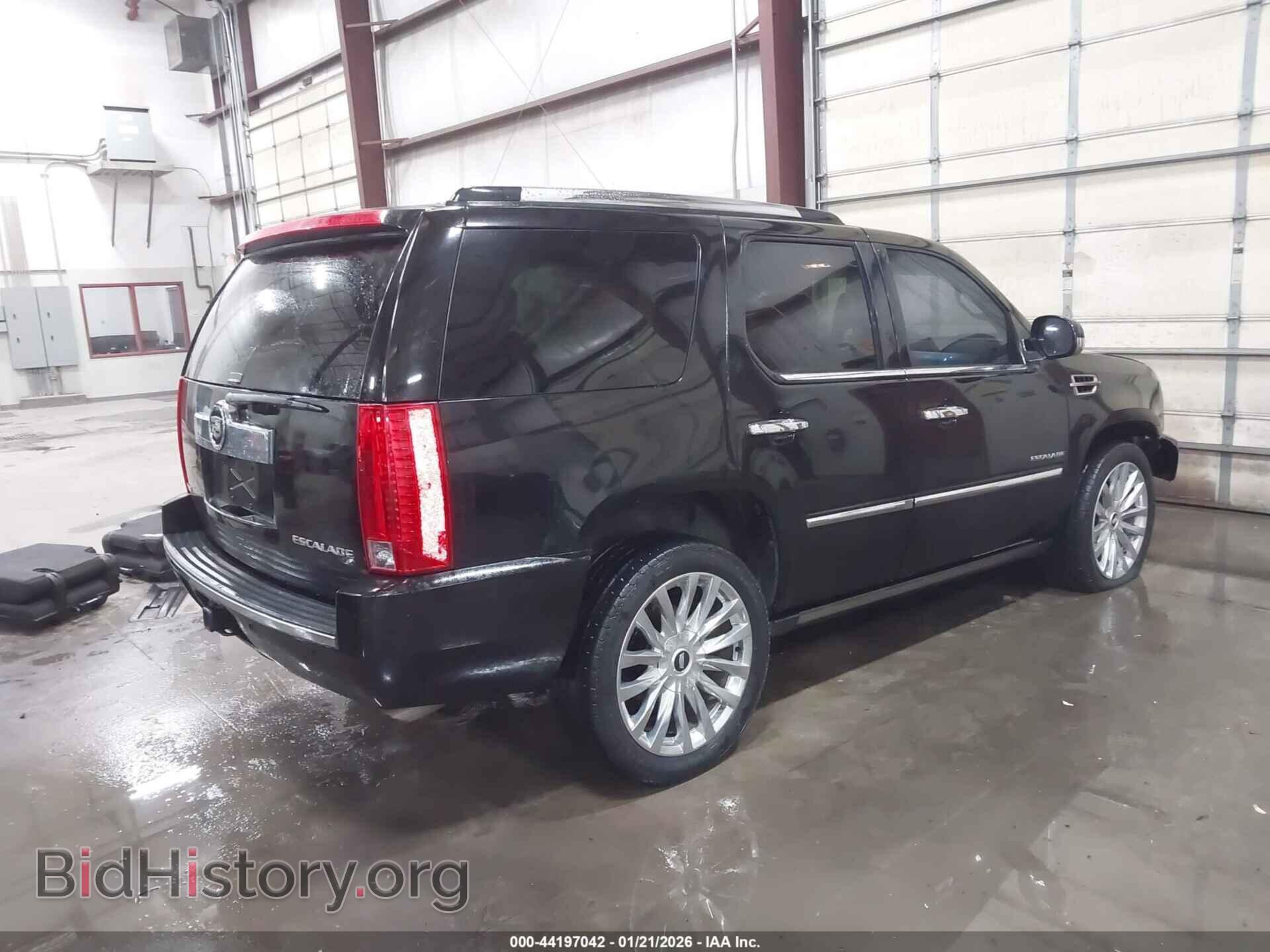 2011 CADILLAC ESCALADE - VIN: 1GYS4CEF0BR398931 - Фото 4