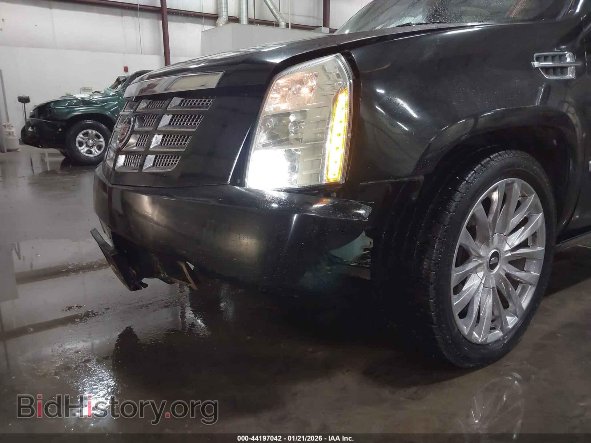 2011 CADILLAC ESCALADE - VIN: 1GYS4CEF0BR398931 - Фото 6