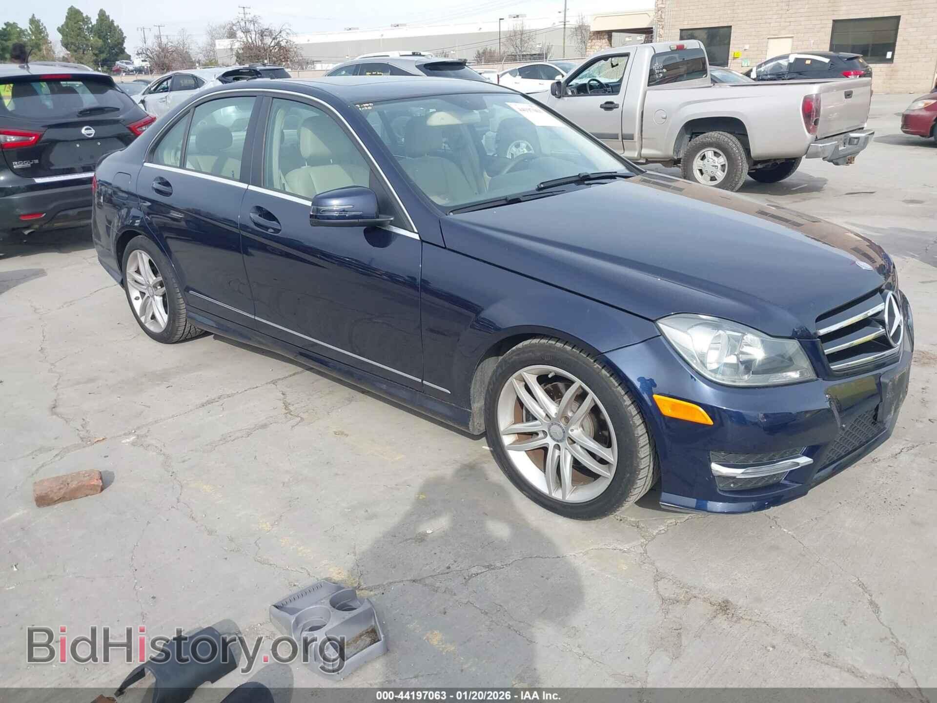Фотография WDDGF4HB5EA962022 - MERCEDES-BENZ C-CLASS 2014