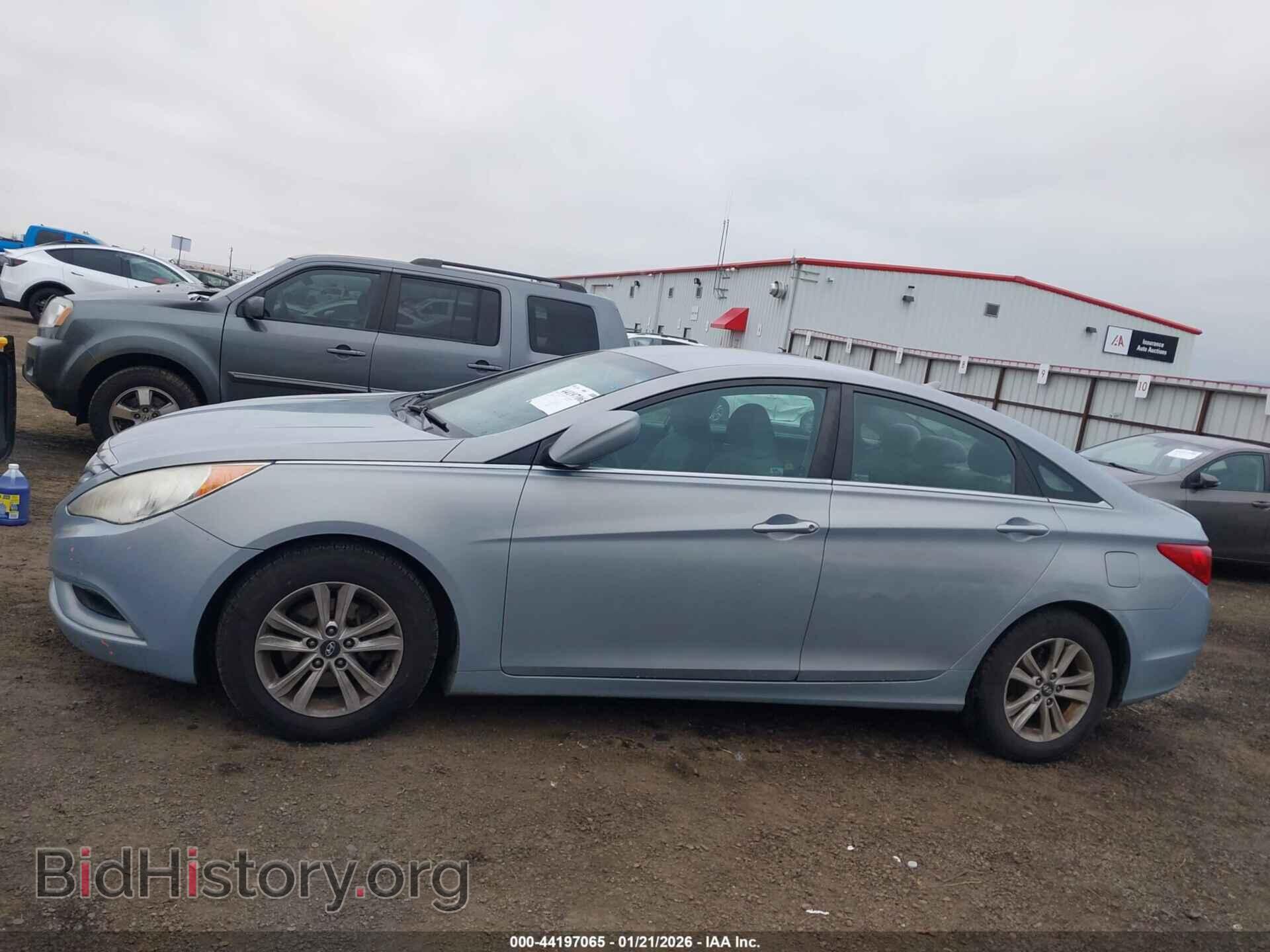 2011 HYUNDAI SONATA - VIN: 5NPEB4AC2BH053224 - Фото 14