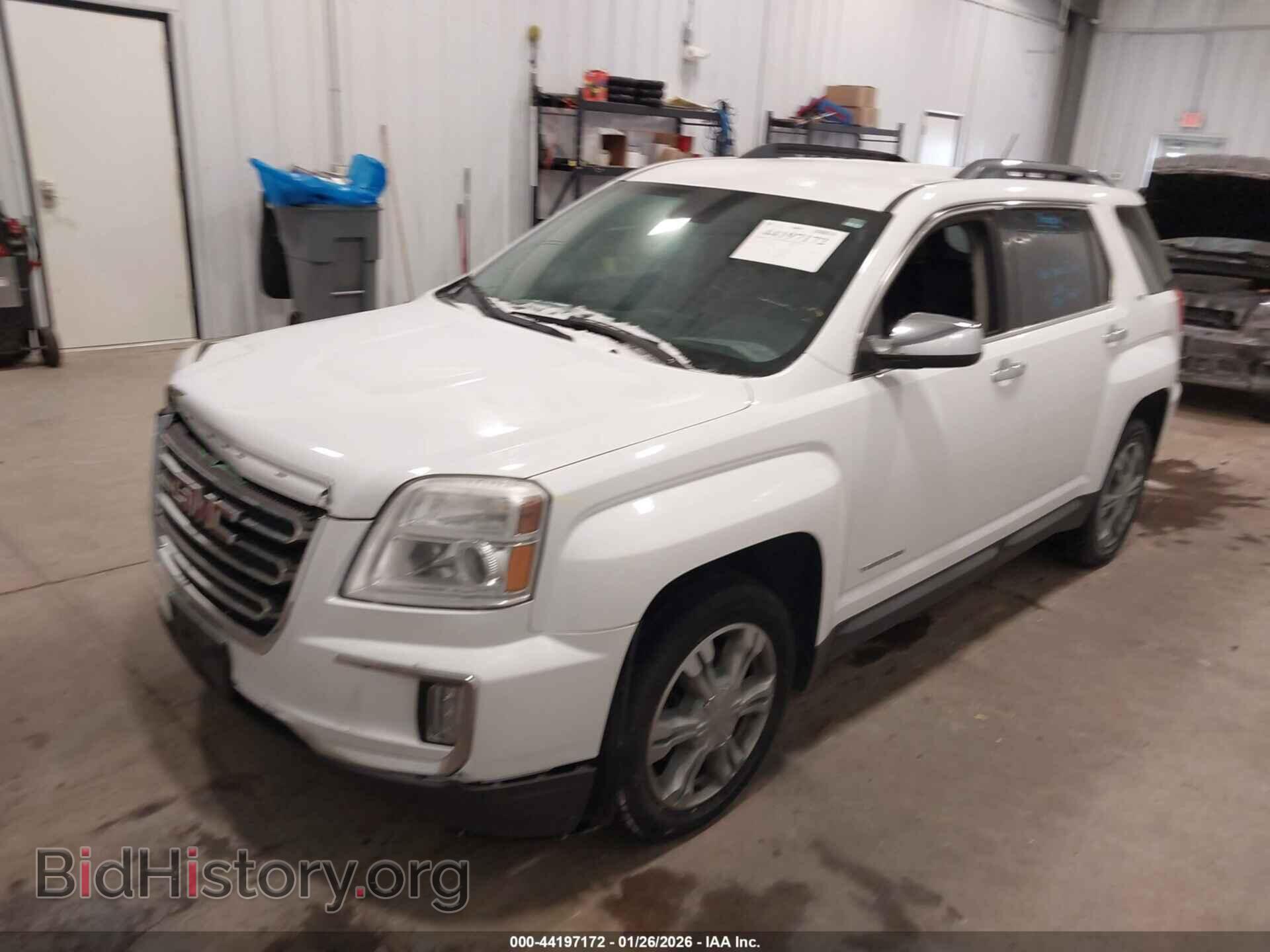 2017 GMC TERRAIN - VIN: 2GKFLUEK9H6108658 - Фото 2