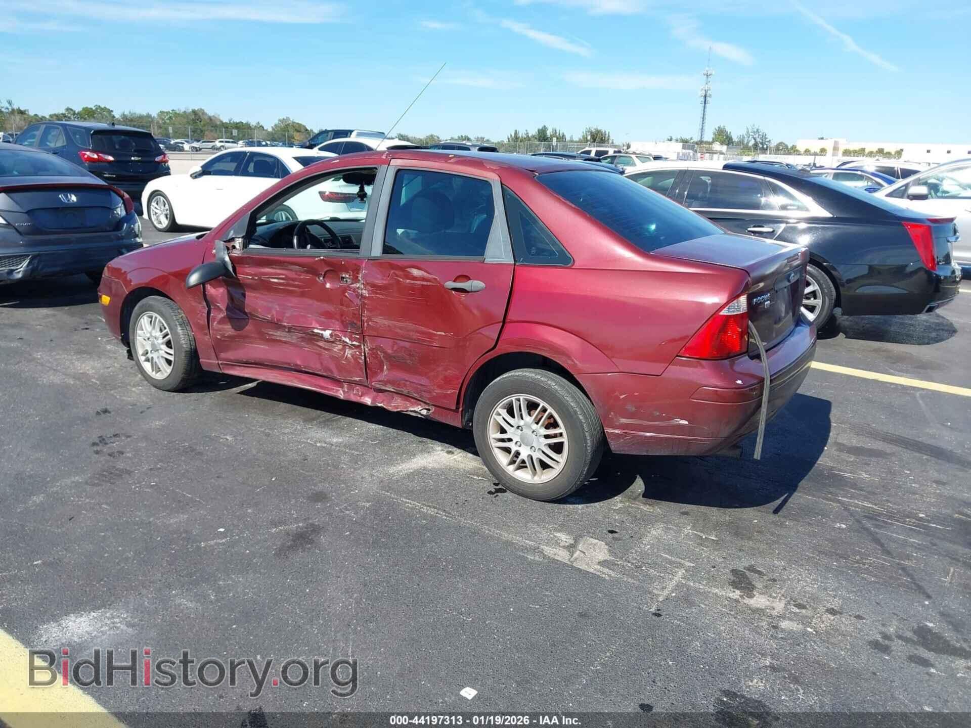 2006 FORD FOCUS - VIN: 1FAHP34N76W190929 - Фото 3