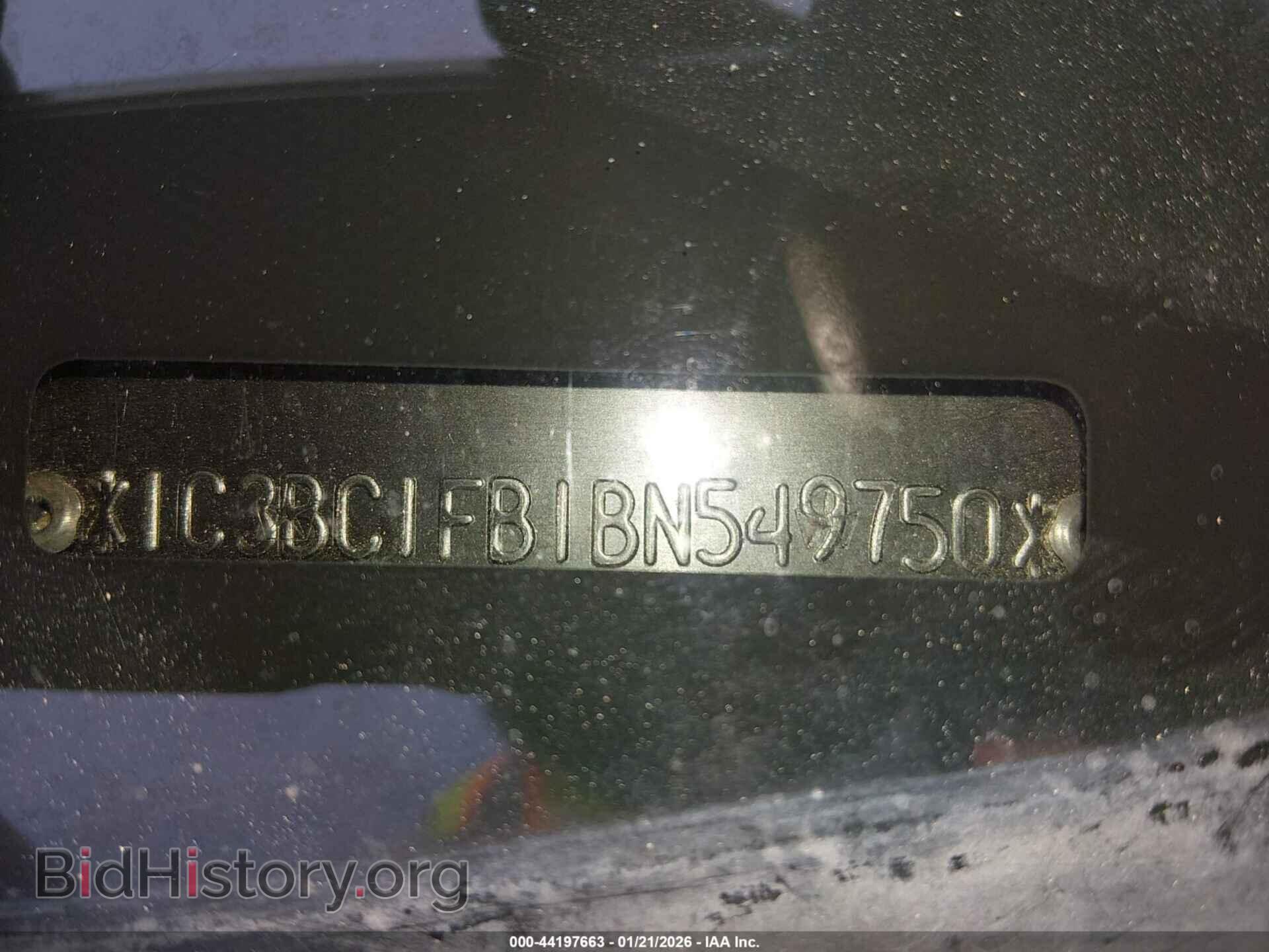 2011 CHRYSLER 200 - VIN: 1C3BC1FB1BN549750 - Фото 9