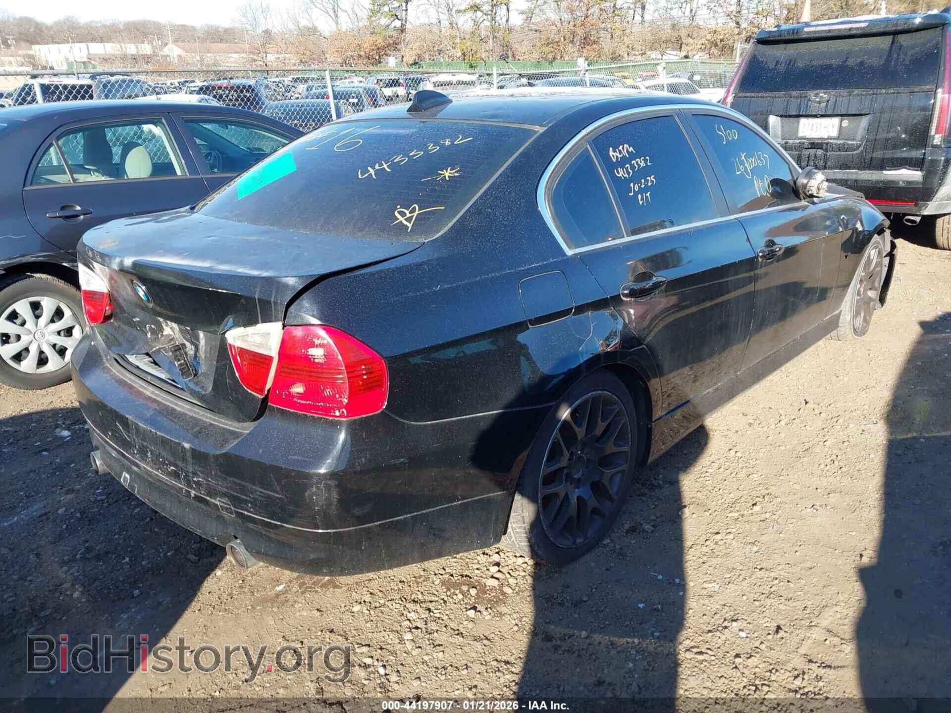 2008 BMW 335I - VIN: WBAVB73538KY64103 - Фото 4