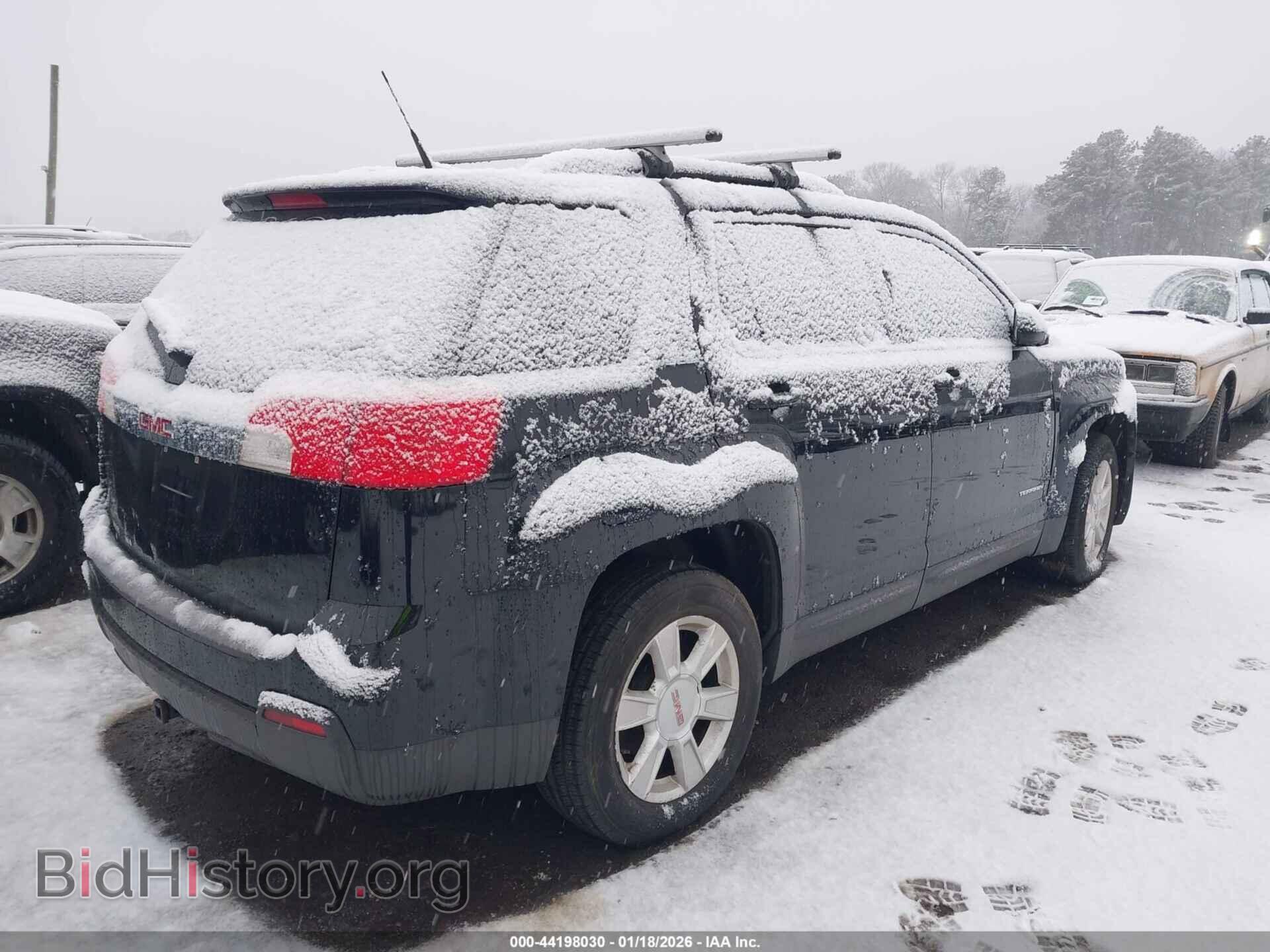 2010 GMC TERRAIN - VIN: 2CTALDEW6A6326558 - Photo 4