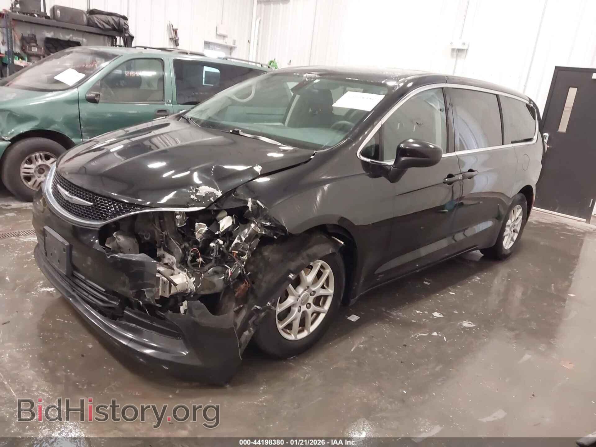 2017 CHRYSLER PACIFICA - VIN: 2C4RC1DG4HR515984 - Фото 2