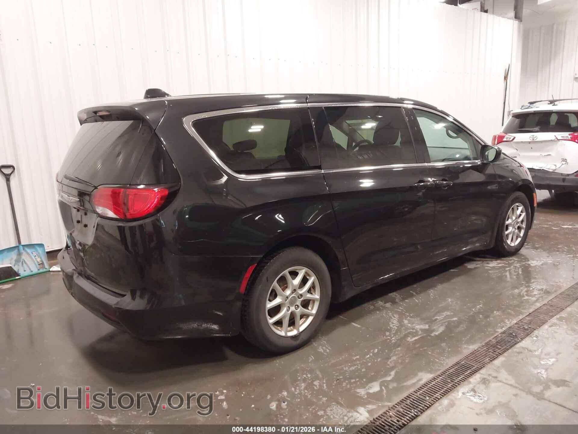 2017 CHRYSLER PACIFICA - VIN: 2C4RC1DG4HR515984 - Фото 4