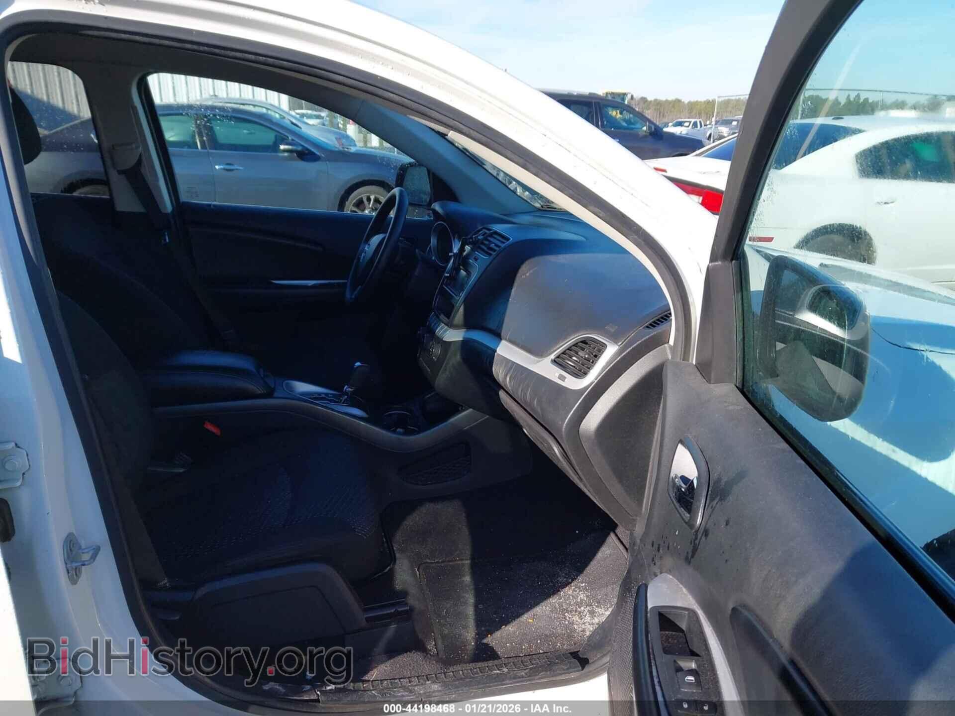 2020 DODGE JOURNEY - VIN: 3C4PDCABXLT207104 - Фото 5