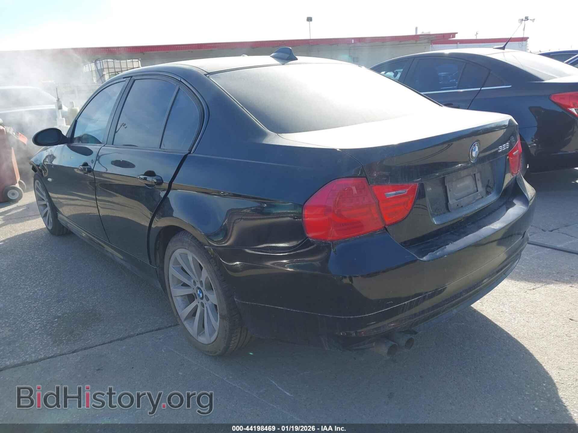 2009 BMW 328I - VIN: WBAPH73509E128033 - Фото 3