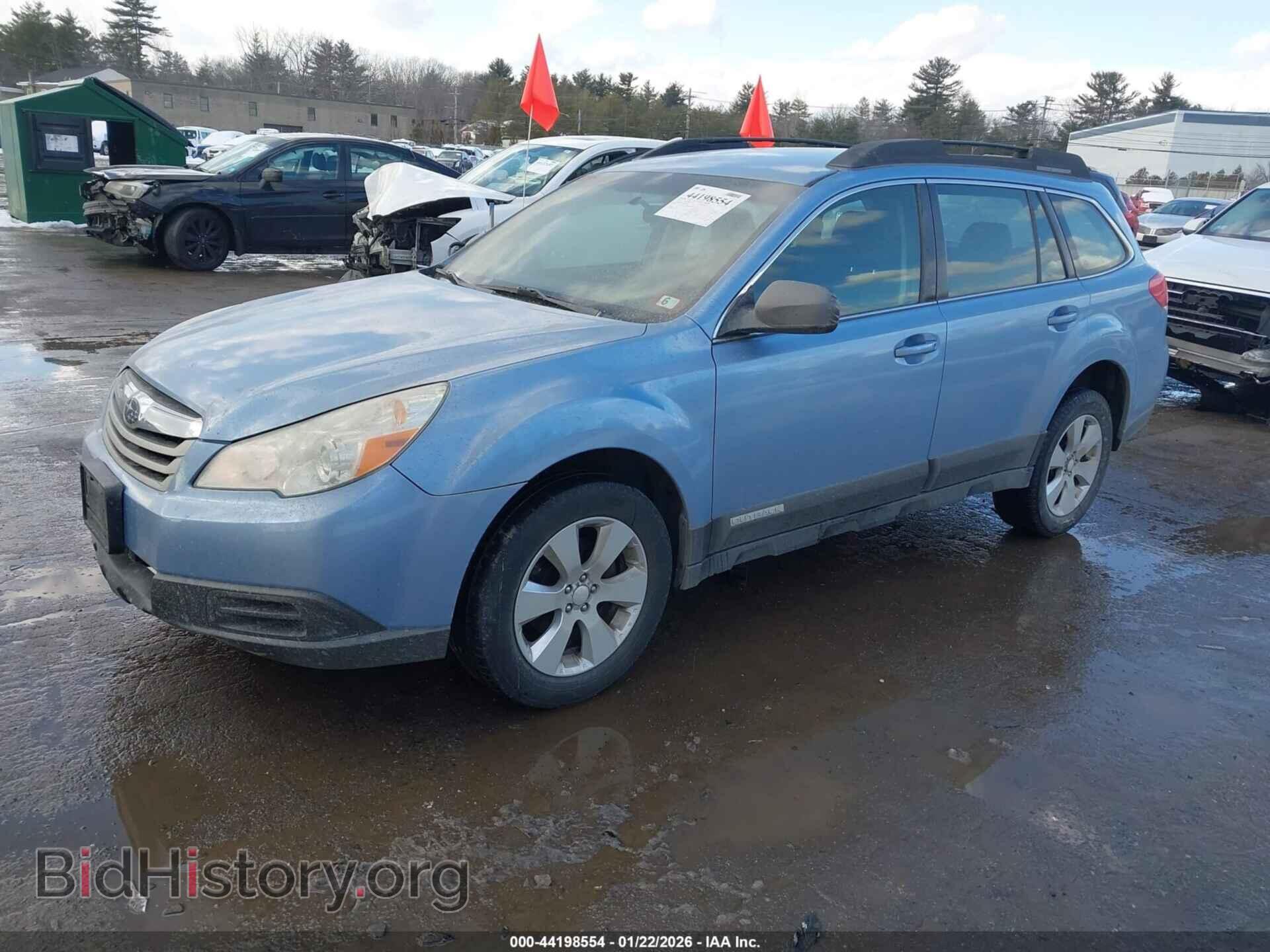 2010 SUBARU OUTBACK - VIN: 4S4BRBAC1A1357777 - Photo 2
