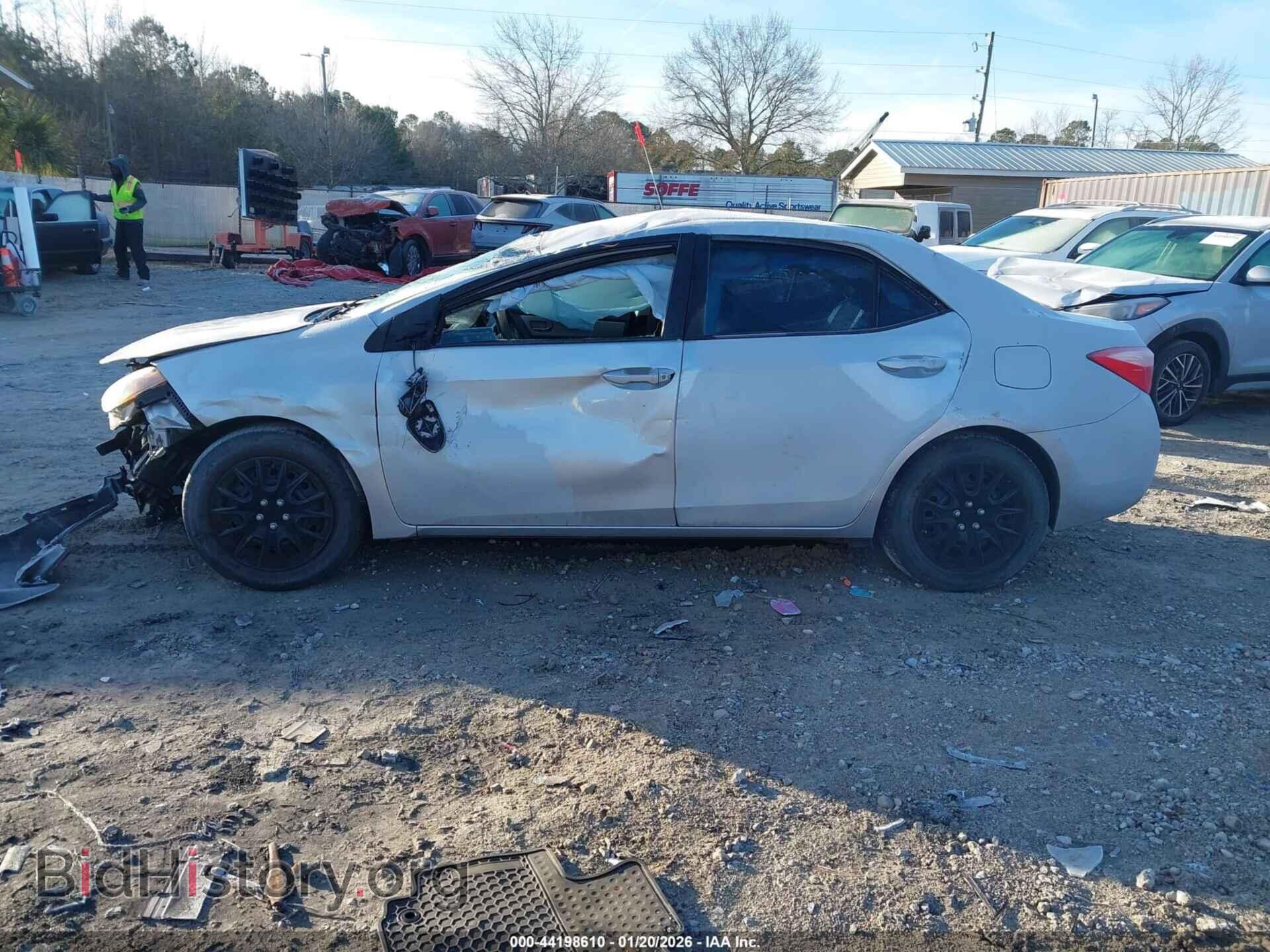 2018 TOYOTA COROLLA - VIN: 2T1BURHE4JC990918 - Фото 15