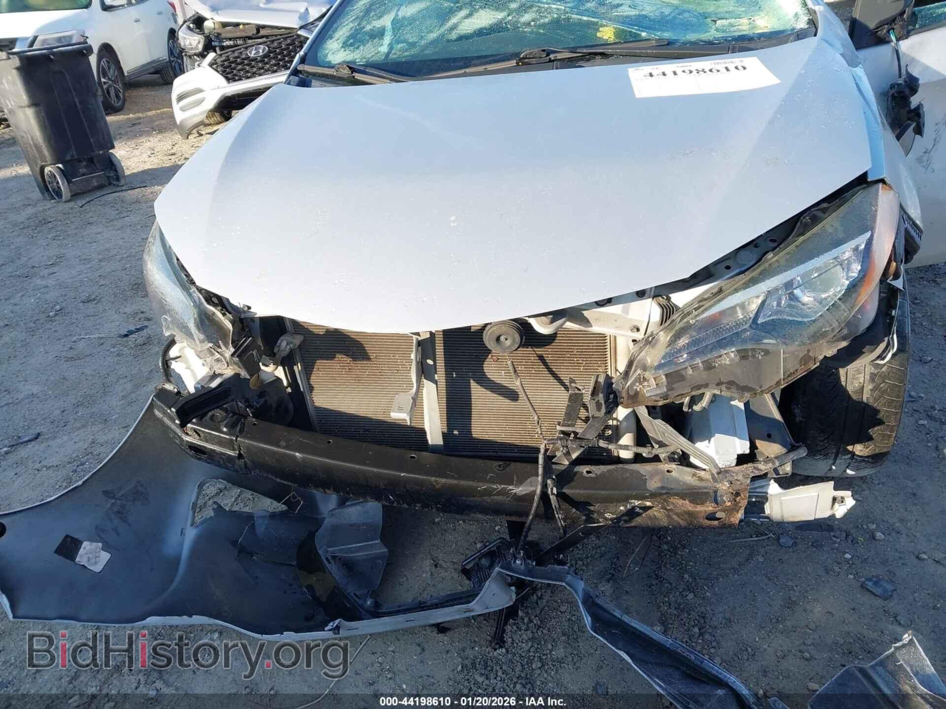 2018 TOYOTA COROLLA - VIN: 2T1BURHE4JC990918 - Фото 6