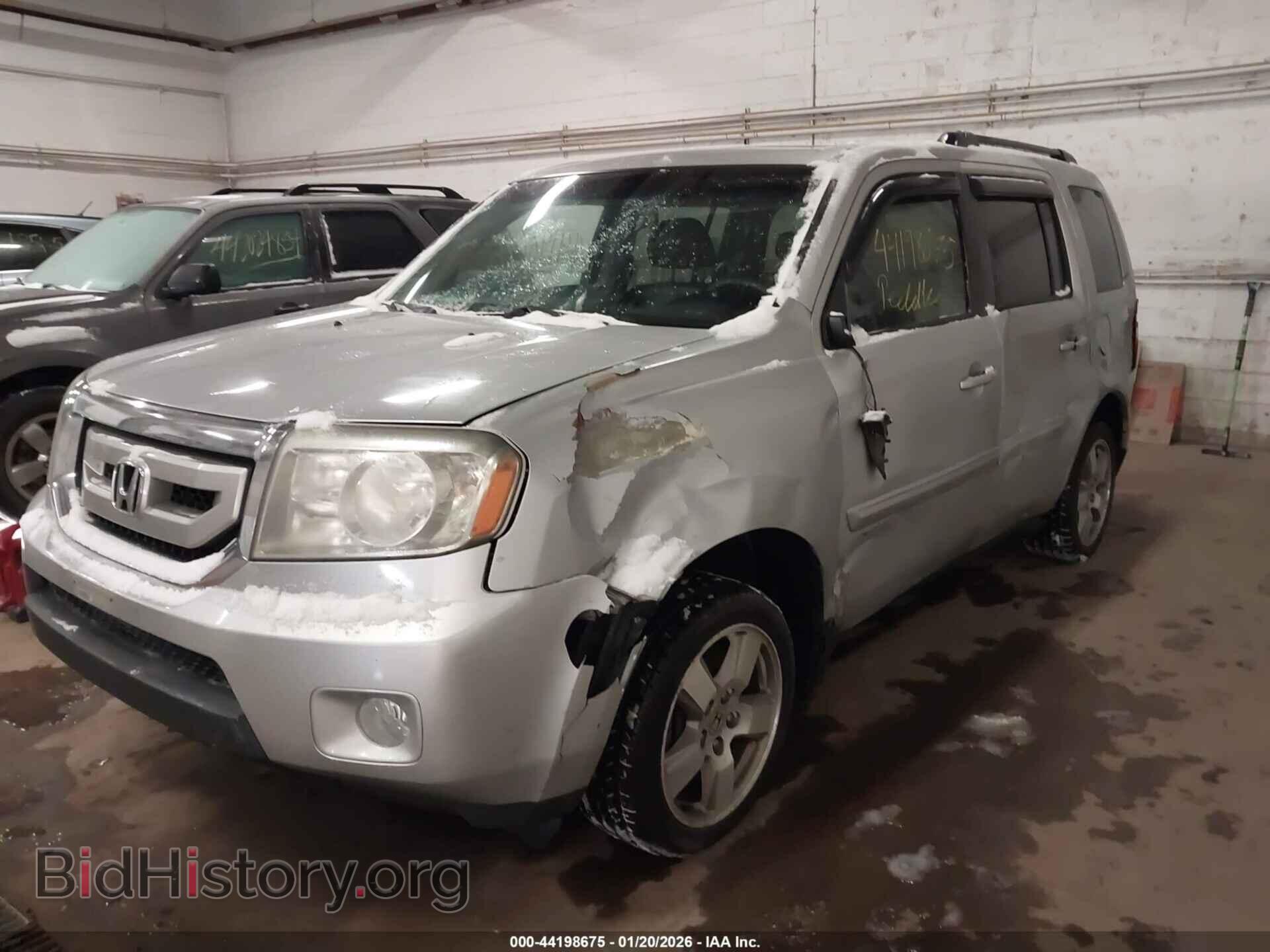 2011 HONDA PILOT - VIN: 5FNYF4H70BB050170 - Фото 2