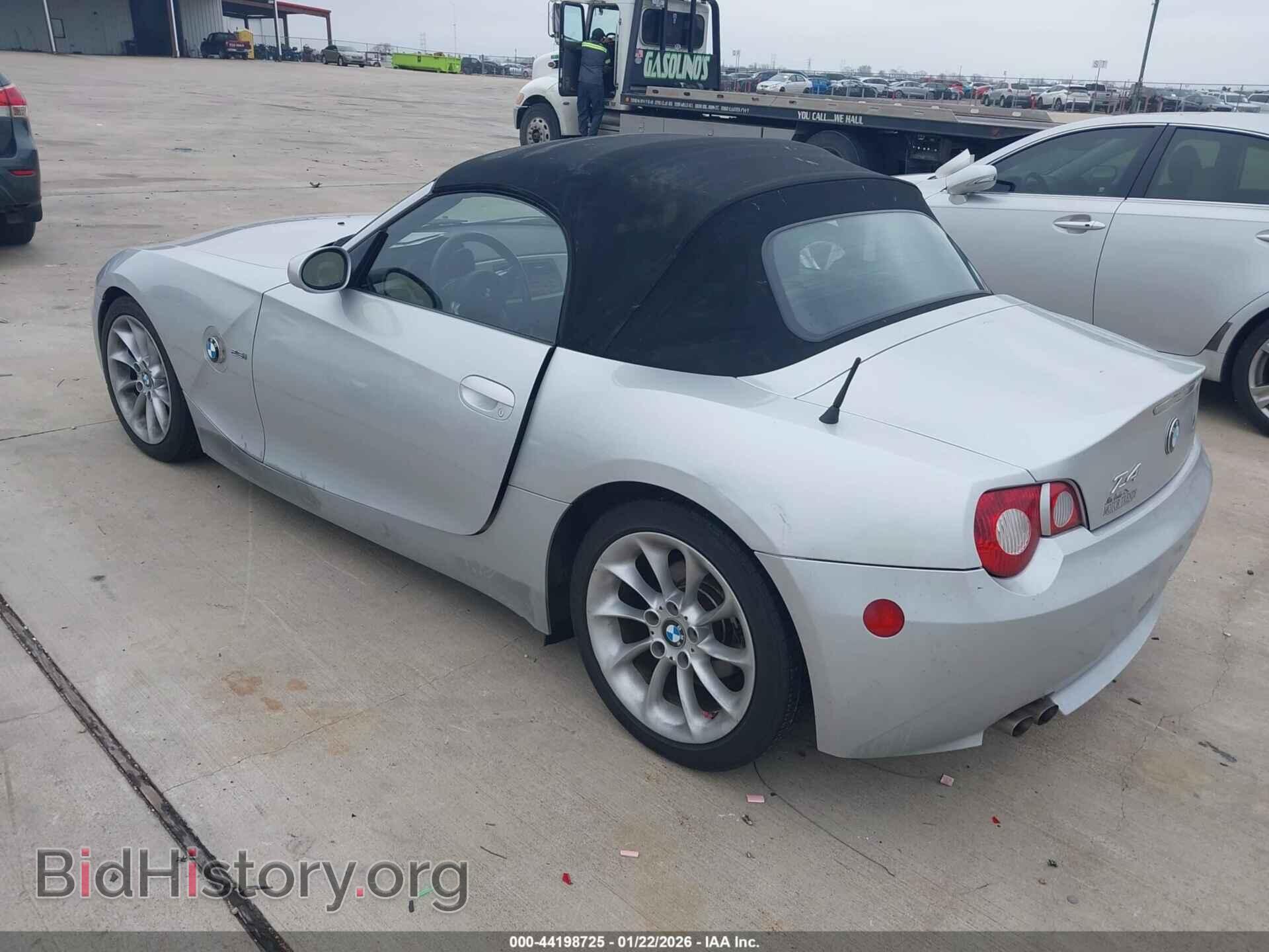 2005 BMW Z4 - VIN: 4USBT33555LR71004 - Фото 3