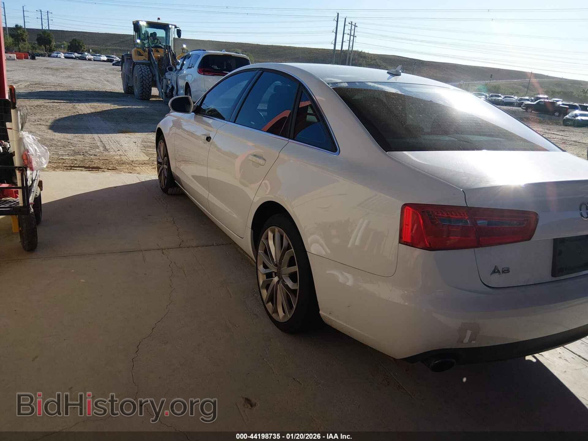 2014 AUDI A6 - VIN: WAUCFAFC3EN110857 - Фото 3