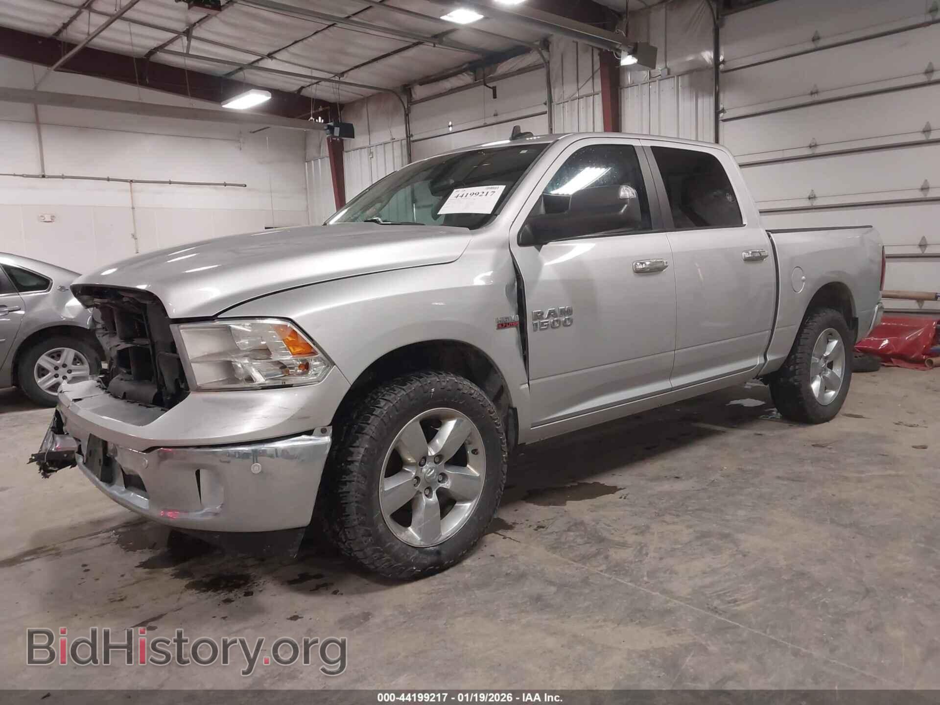 2016 RAM 1500 - VIN: 3C6RR7LT2GG174919 - Фото 2