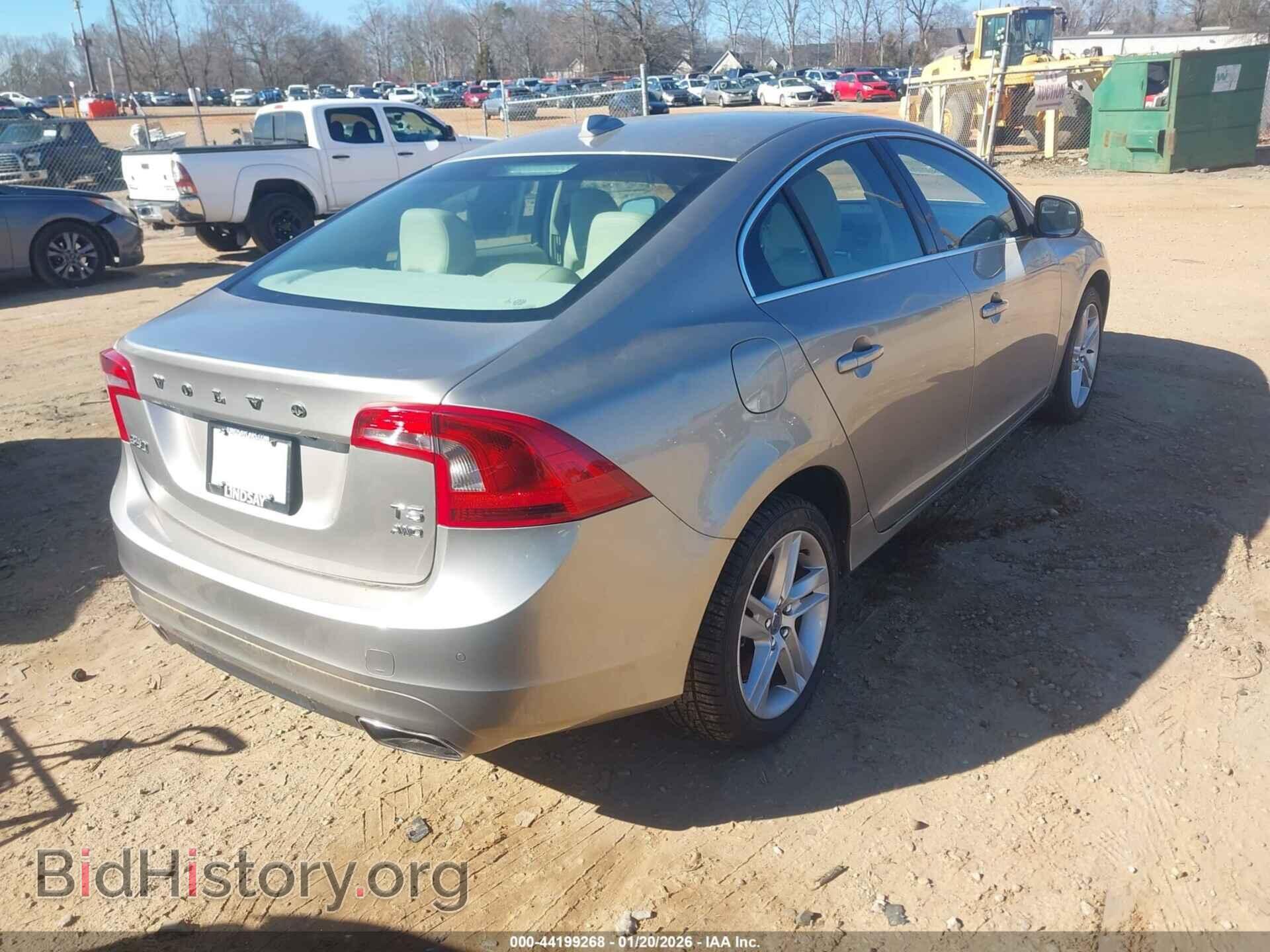 2015 VOLVO S60 - VIN: YV1612TK1F1355689 - Фото 4