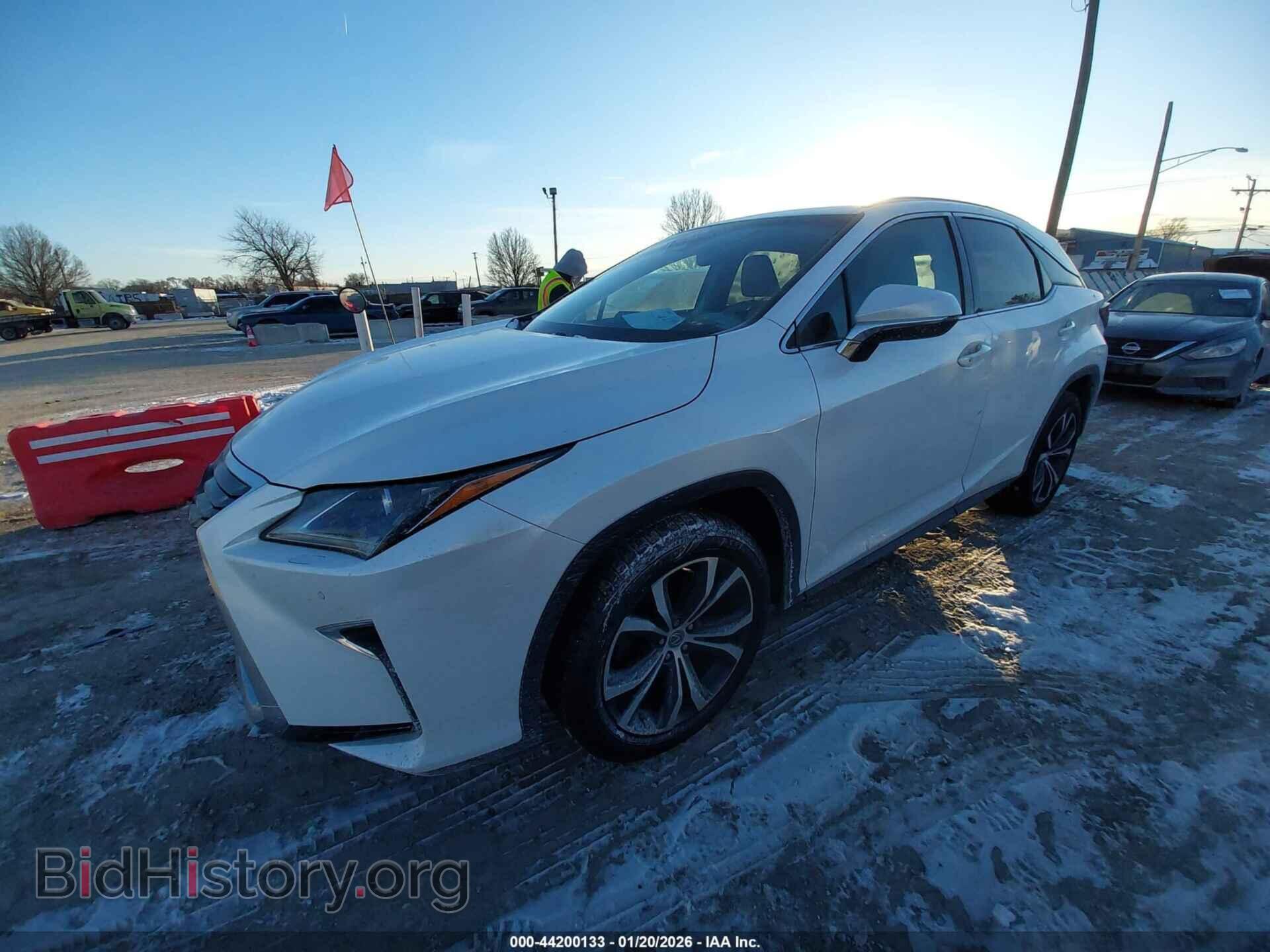 2017 LEXUS RX 350 - VIN: 2T2BZMCA3HC067988 - Фото 2