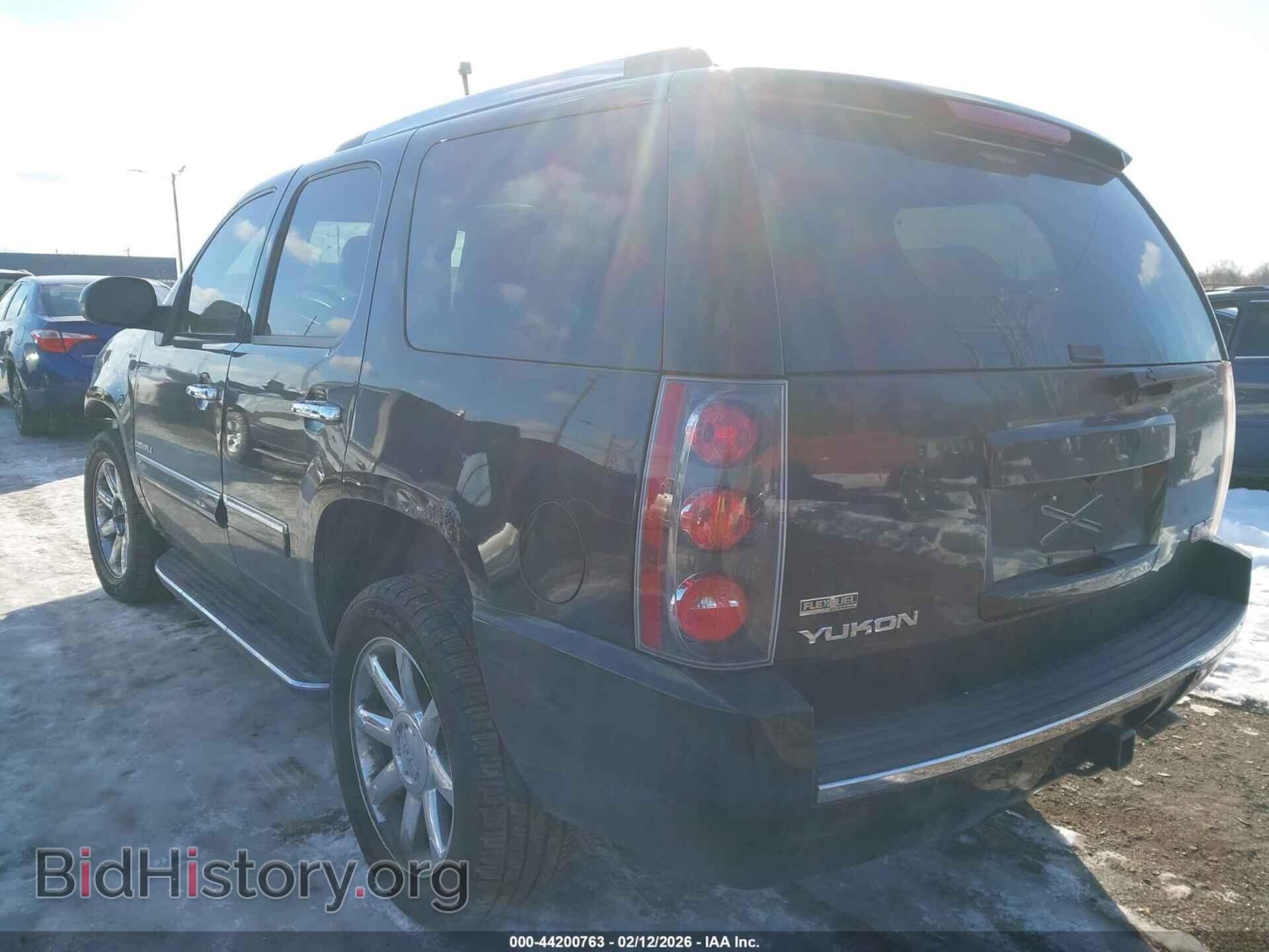 2011 GMC YUKON - VIN: 1GKS2EEF8BR352274 - Фото 3