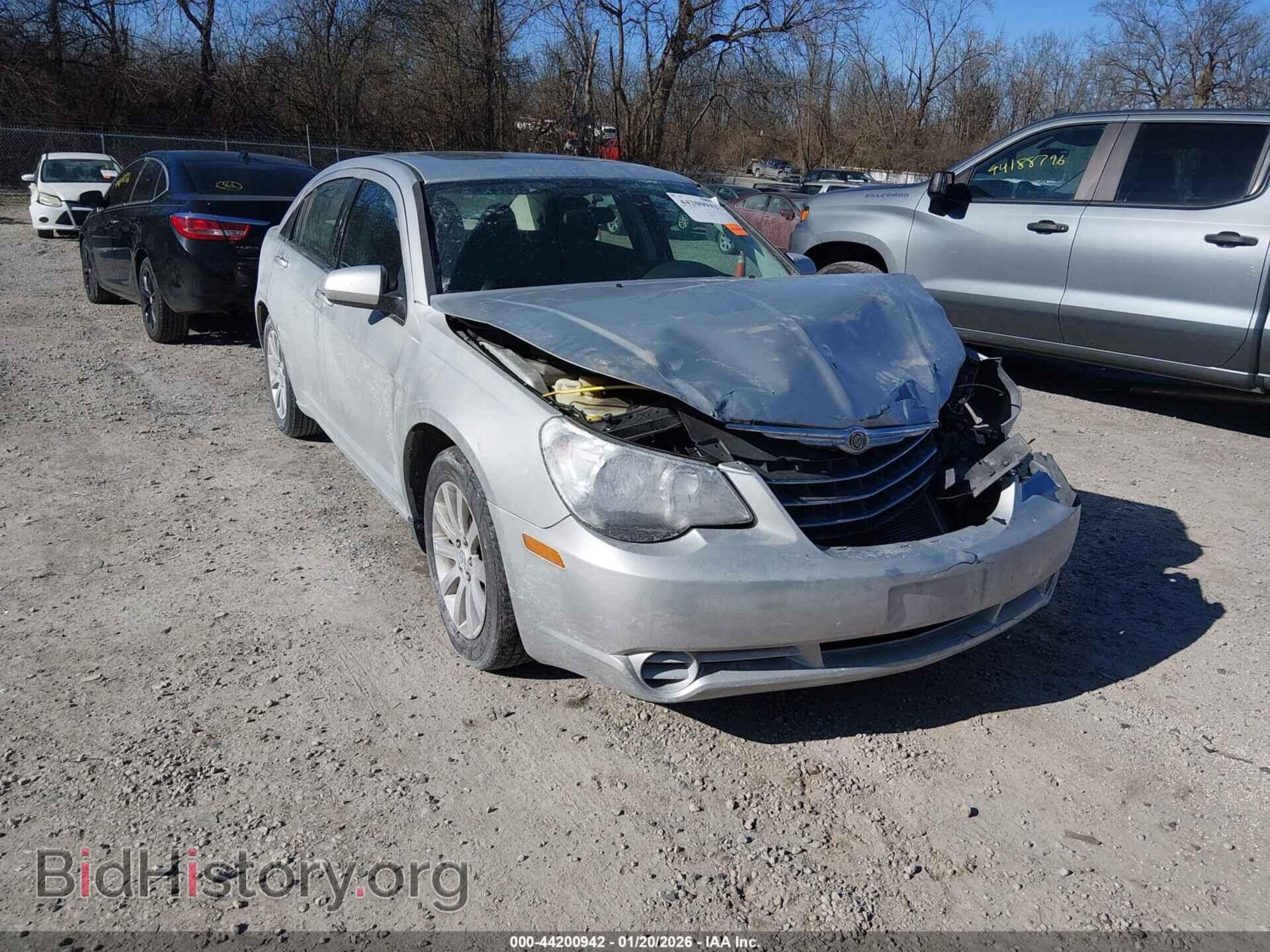 Photo 1C3CC5FB9AN149039 - CHRYSLER SEBRING 2010