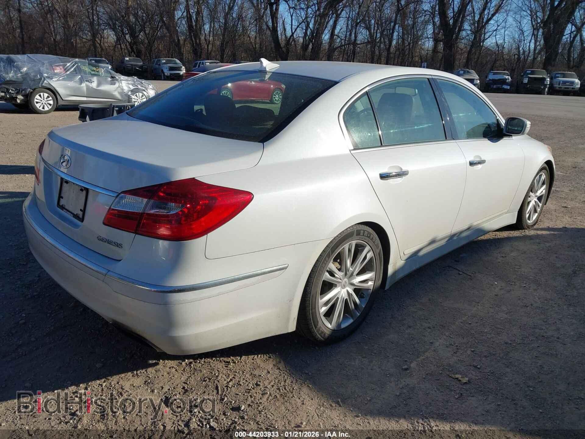 2012 HYUNDAI GENESIS - VIN: KMHGC4DD1CU201506 - Фото 4