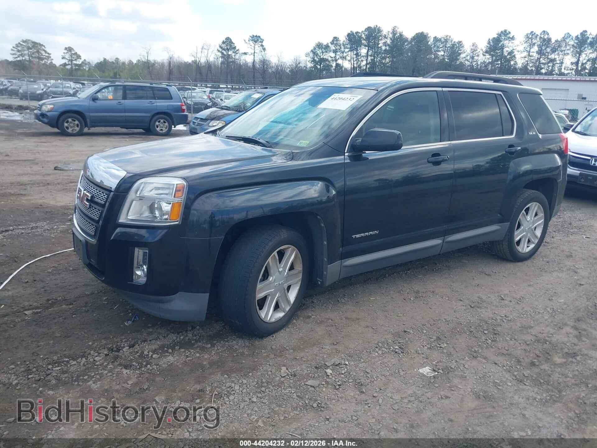 2011 GMC TERRAIN - VIN: 2CTALSEC4B6401270 - Photo 2