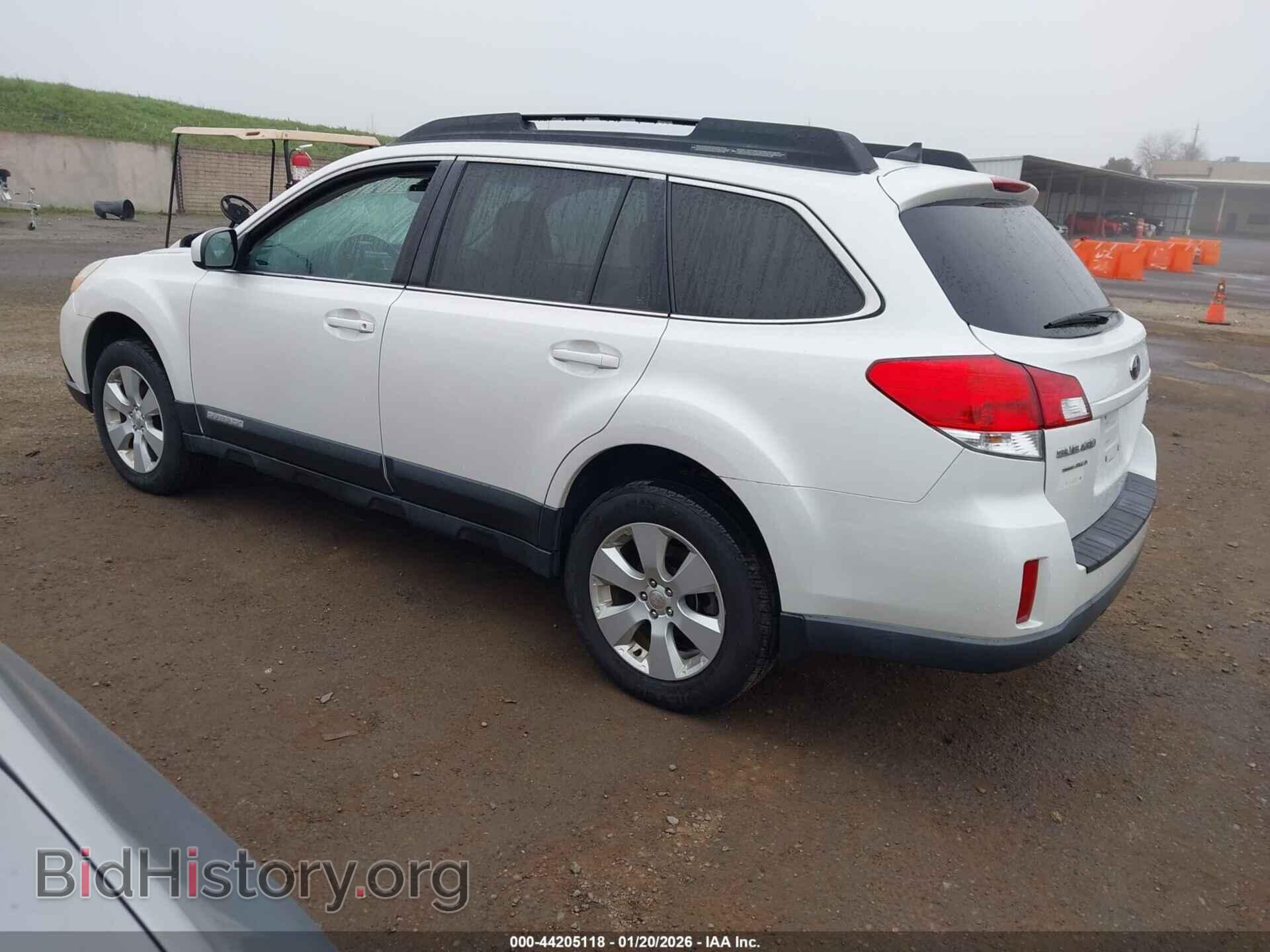 2011 SUBARU OUTBACK - VIN: 4S4BRBKC8B3419261 - Фото 3