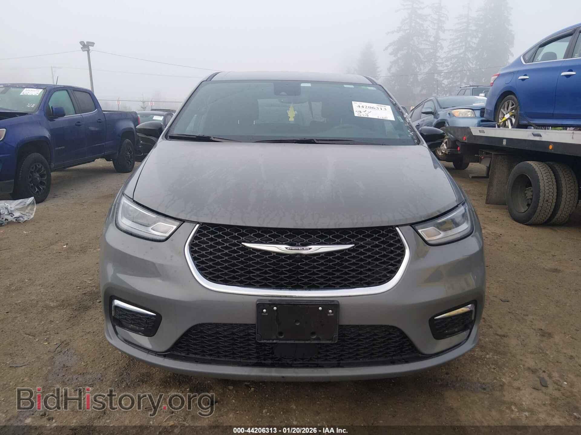 2025 CHRYSLER PACIFICA - VIN: 2C4RC1BG3SR548274 - Фото 12