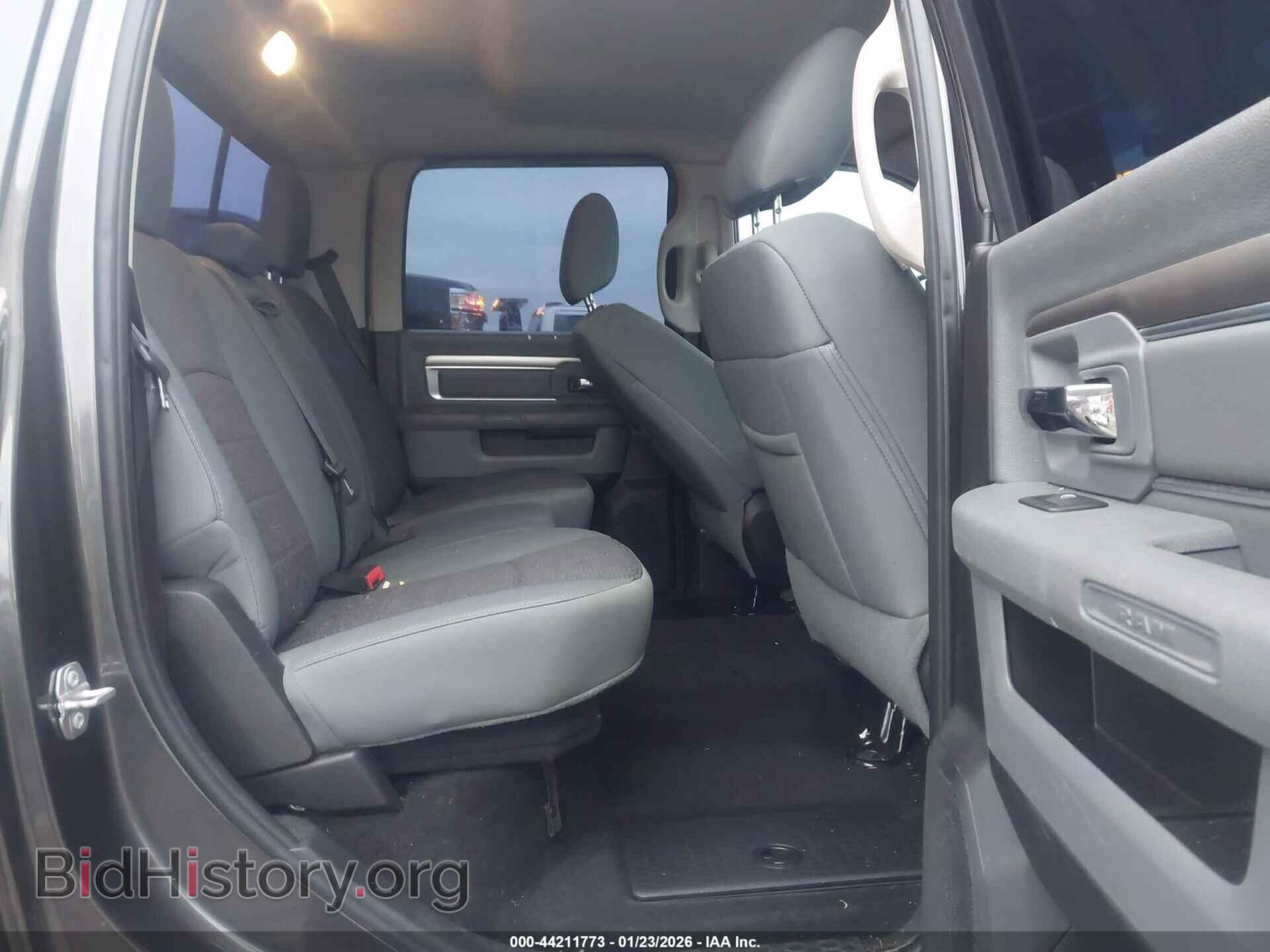2017 RAM 1500 - VIN: 3C6RR6LT7HG563874 - Фото 8