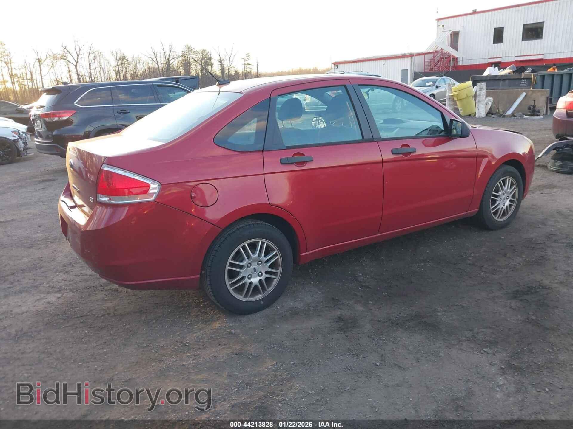 2010 FORD FOCUS - VIN: 1FAHP3FN9AW170588 - Фото 4