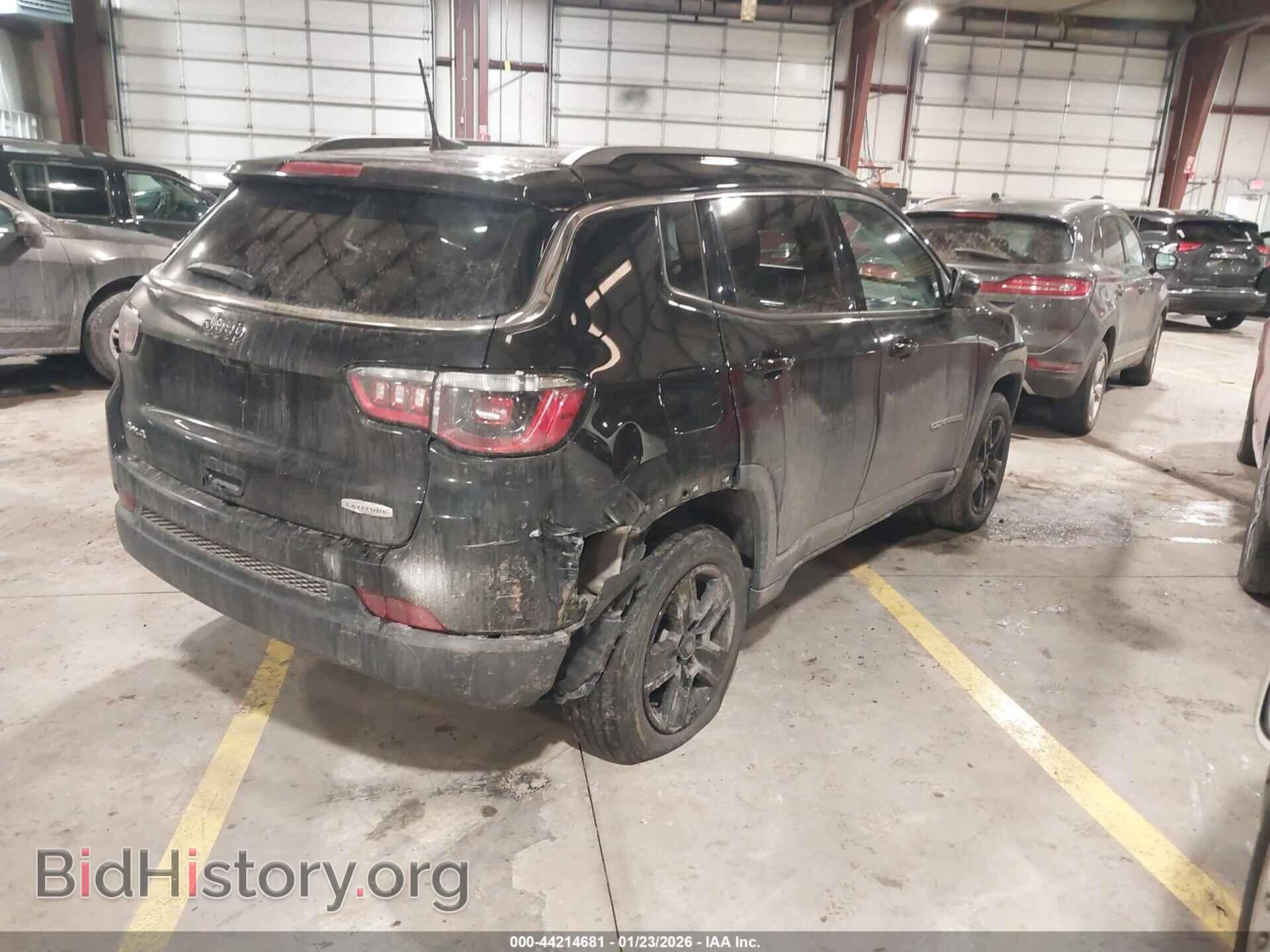 2022 JEEP COMPASS - VIN: 3C4NJDBB2NT122409 - Фото 4