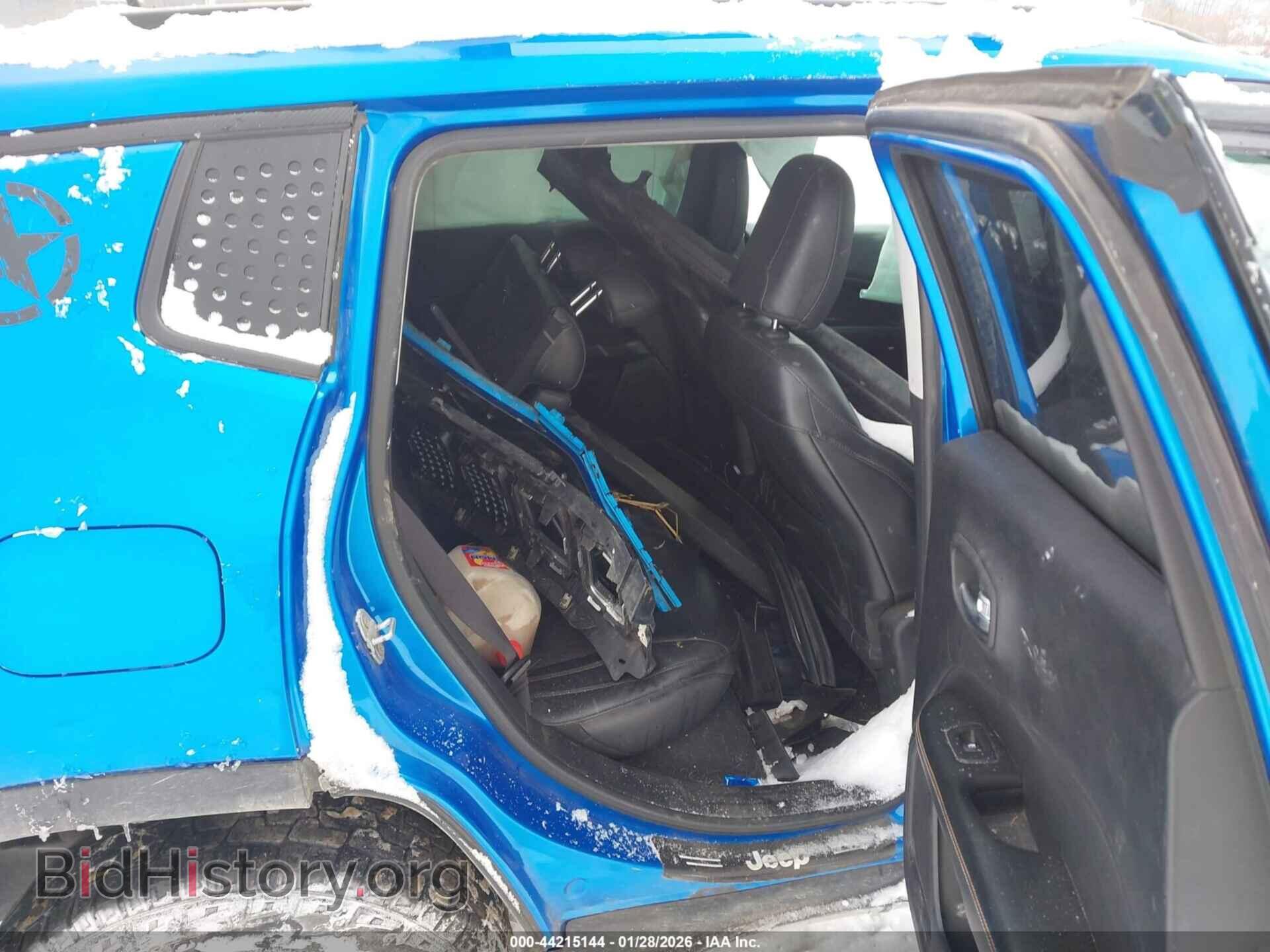 2018 JEEP COMPASS - VIN: 3C4NJDBB5JT467508 - Фото 8
