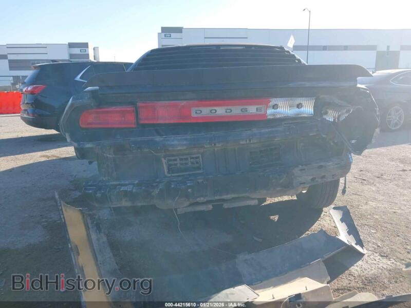 2010 Dodge CHALLENGER (VIN 2B3CJ4DV8AH194721) — photo 6 of 17