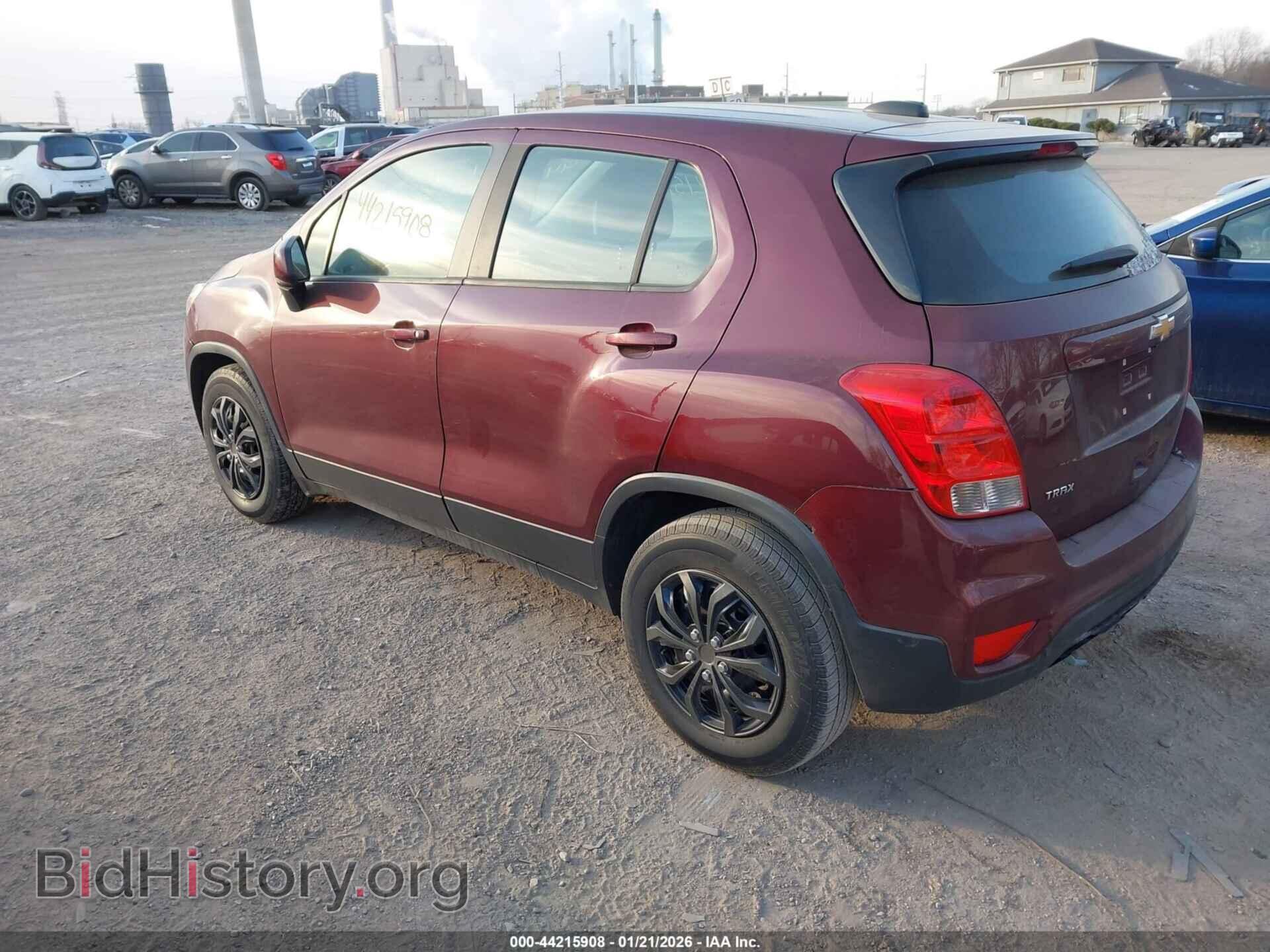 2017 CHEVROLET TRAX - VIN: 3GNCJKSB3HL270768 - Фото 3