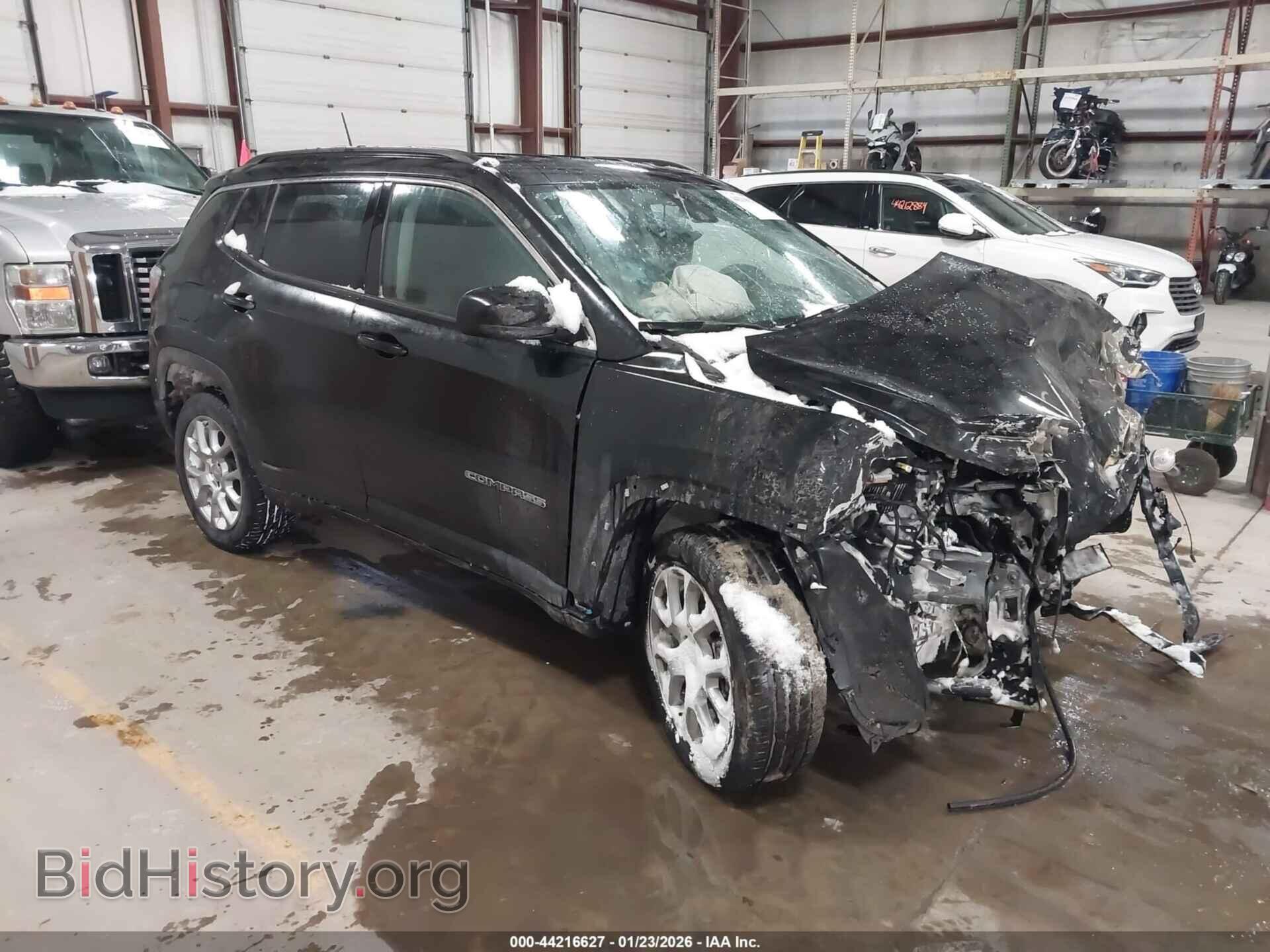 Photo 3C4NJDFB8NT125762 - JEEP COMPASS 2022