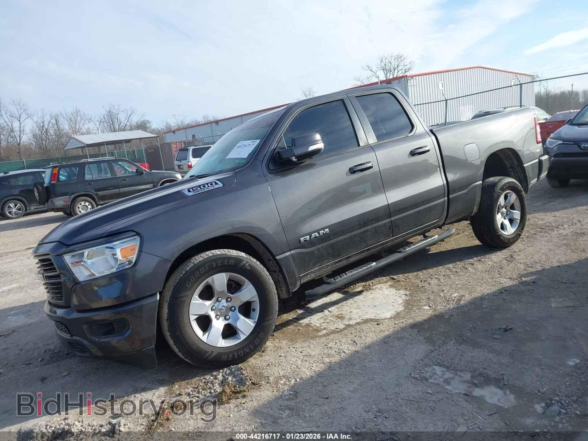 2020 RAM 1500 - VIN: 1C6SRFBT3LN196751 - Фото 2