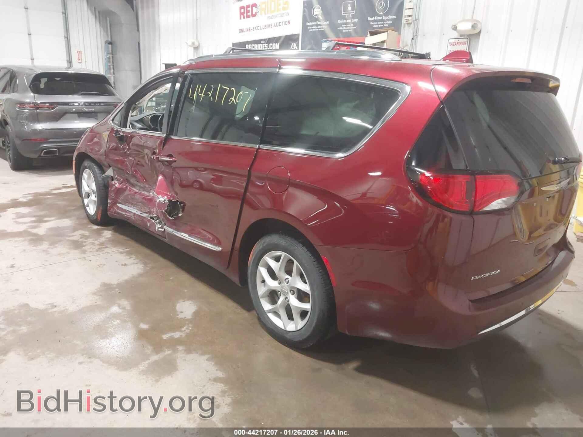 2017 CHRYSLER PACIFICA - VIN: 2C4RC1EG2HR628766 - Photo 3