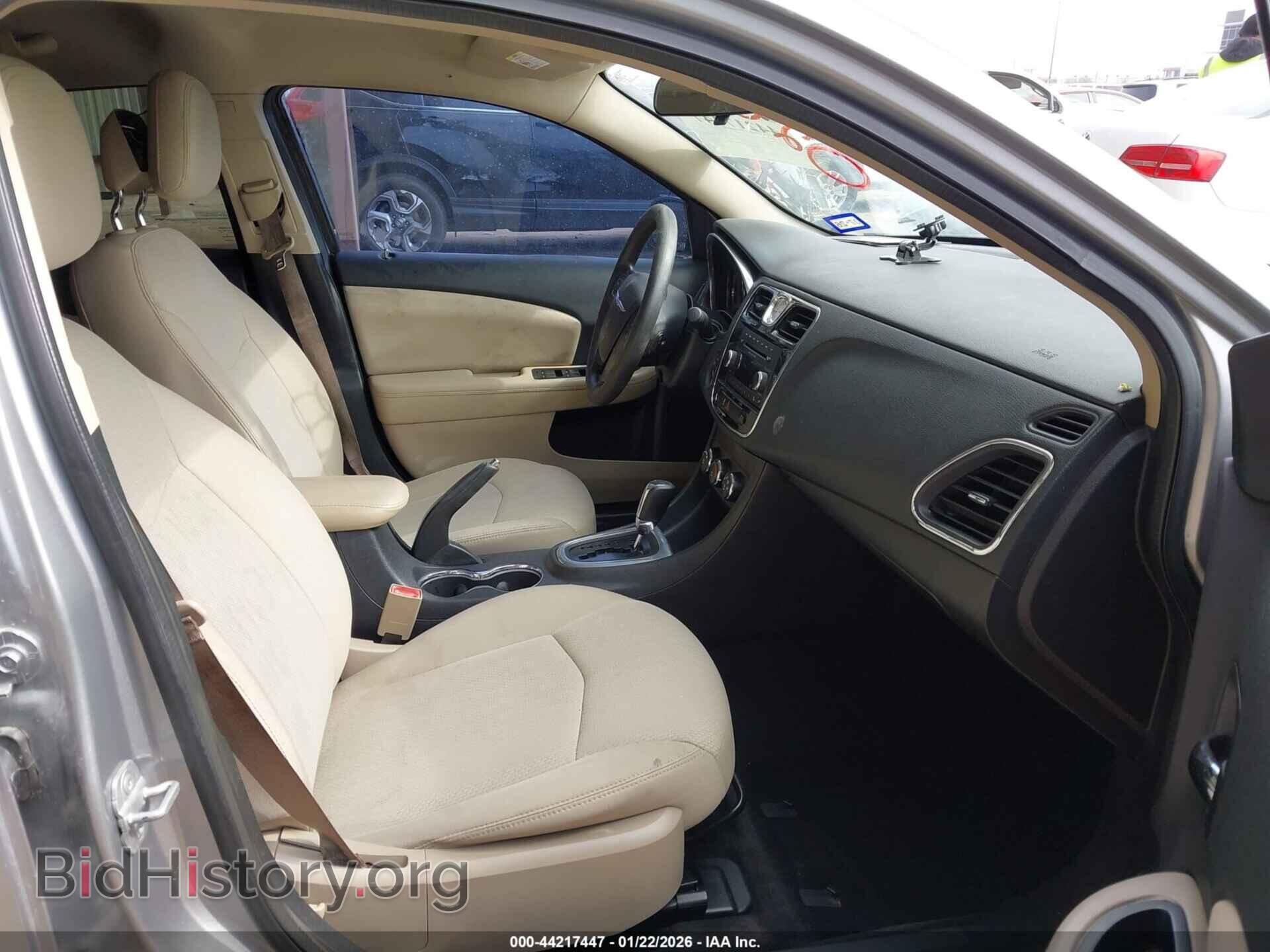 2013 CHRYSLER 200 - VIN: 1C3CCBAB7DN640946 - Фото 5