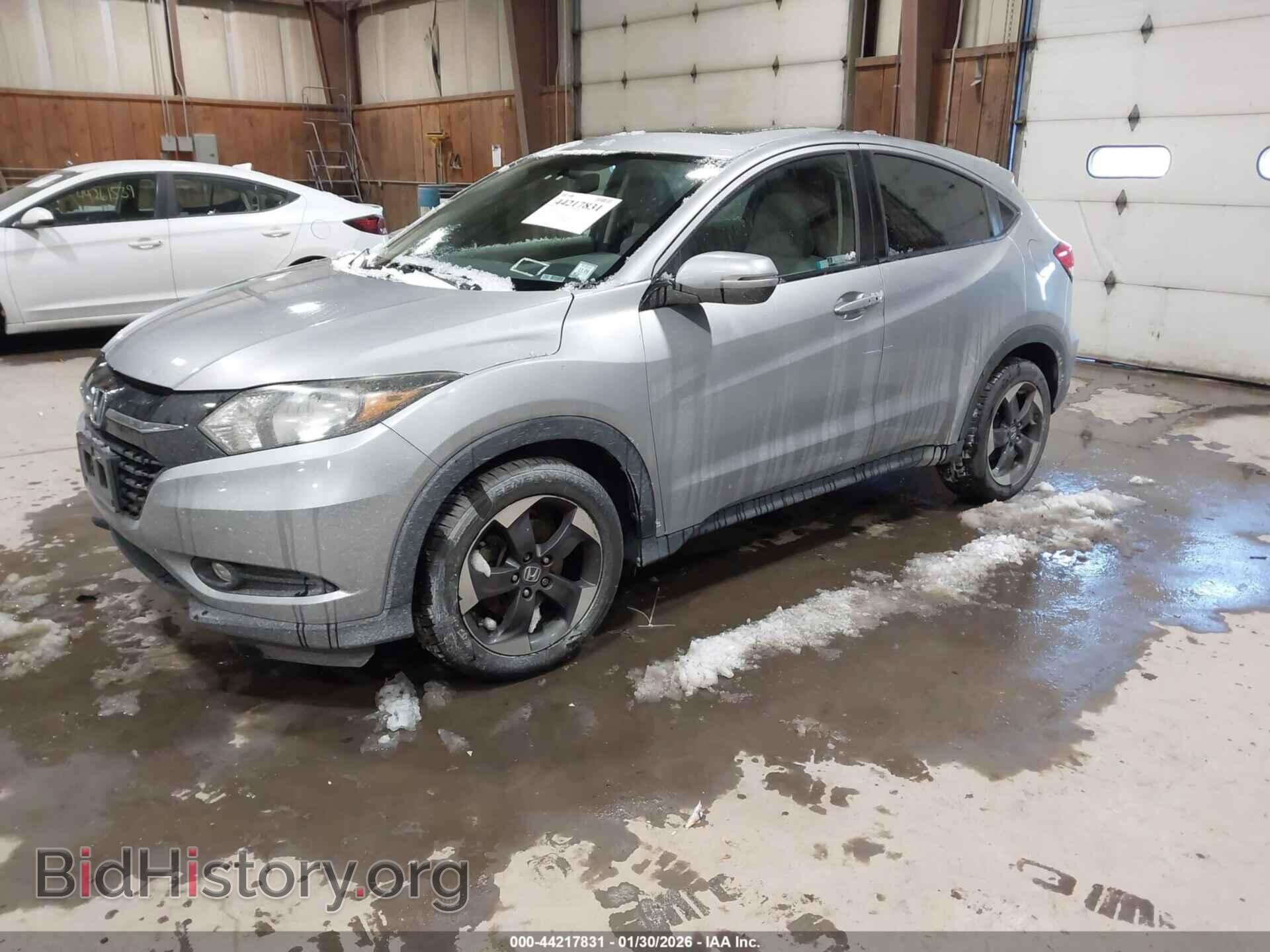 2018 HONDA HR-V - VIN: 3CZRU6H54JM720425 - Фото 2