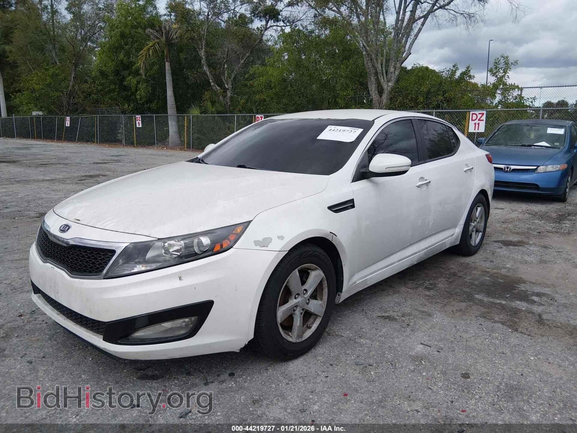 2011 KIA OPTIMA - VIN: KNAGN4A79B5073065 - Photo 2