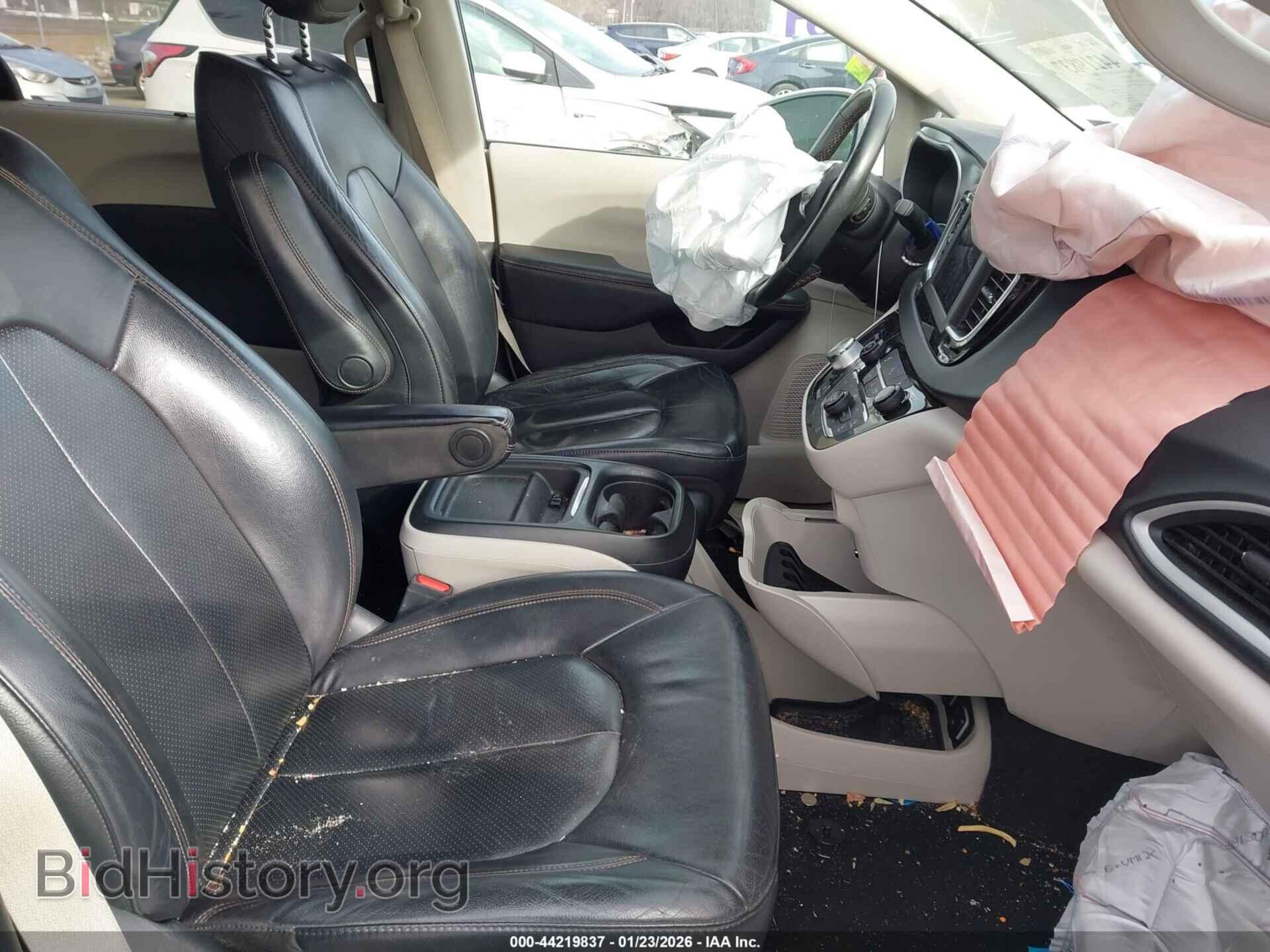 2020 CHRYSLER PACIFICA - VIN: 2C4RC1BG2LR137644 - Фото 5