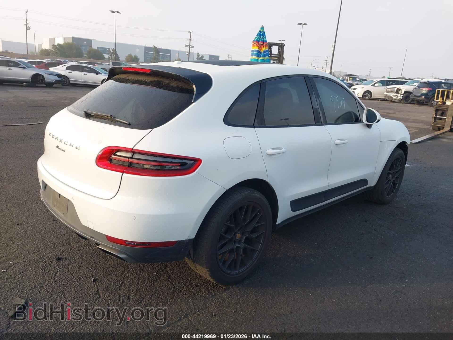 2017 PORSCHE MACAN - VIN: WP1AA2A56HLB07442 - Photo 4