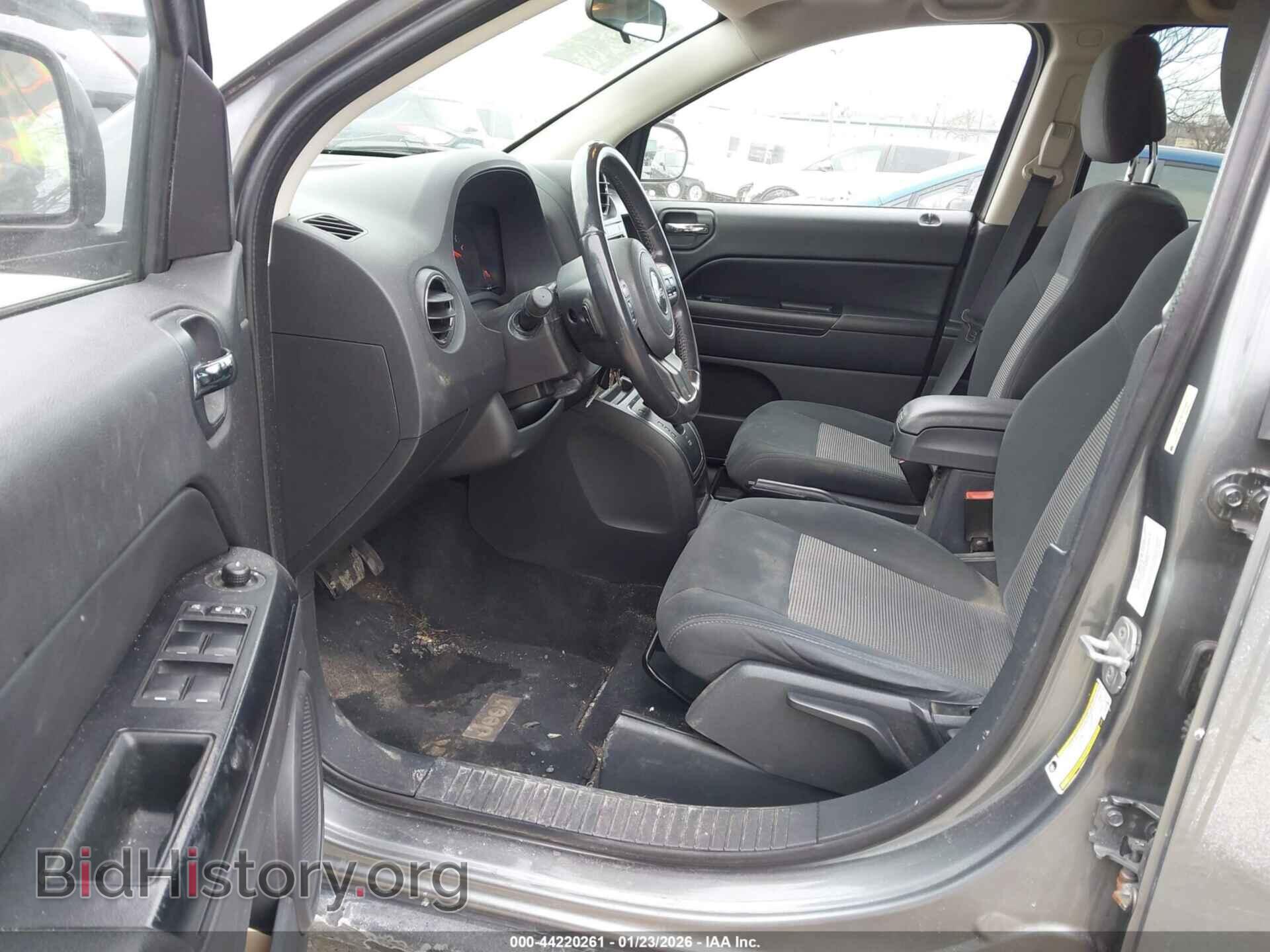 2011 JEEP COMPASS - VIN: 1J4NF1FB7BD202004 - Фото 14