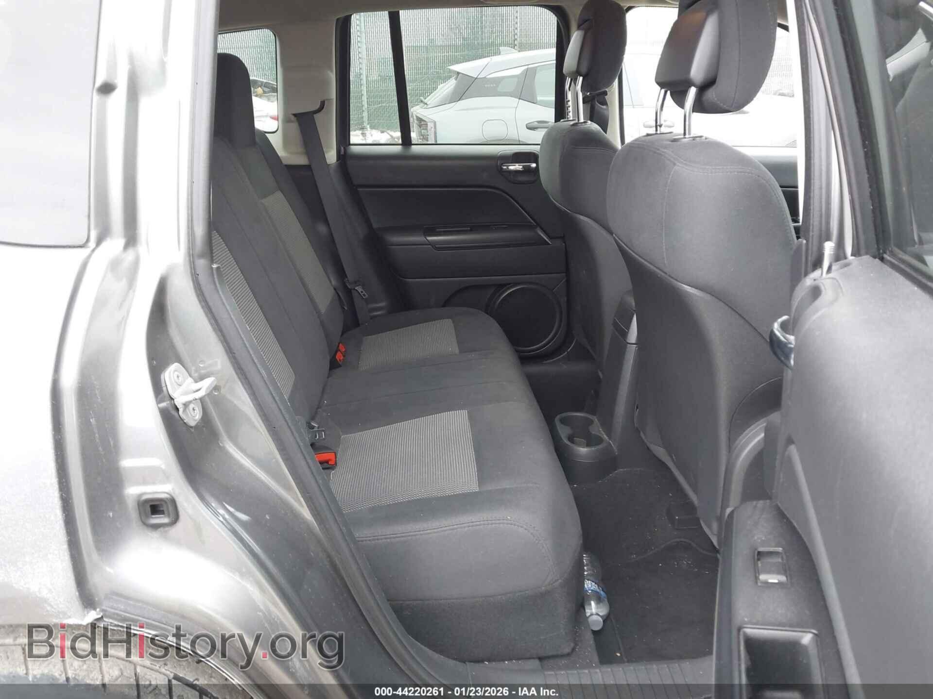 2011 JEEP COMPASS - VIN: 1J4NF1FB7BD202004 - Фото 8
