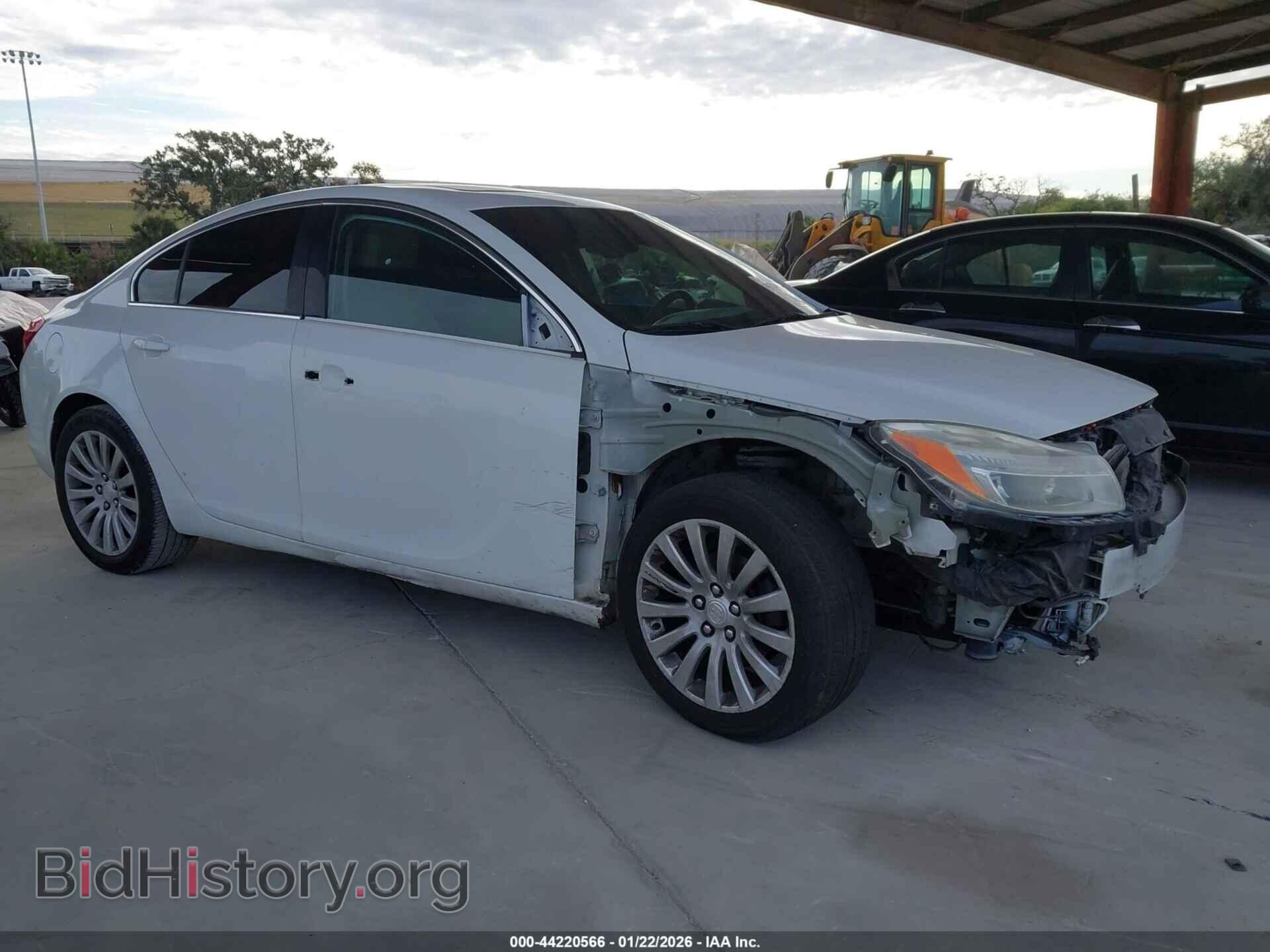 Photo W04GP5EC9B1005070 - BUICK REGAL 2011