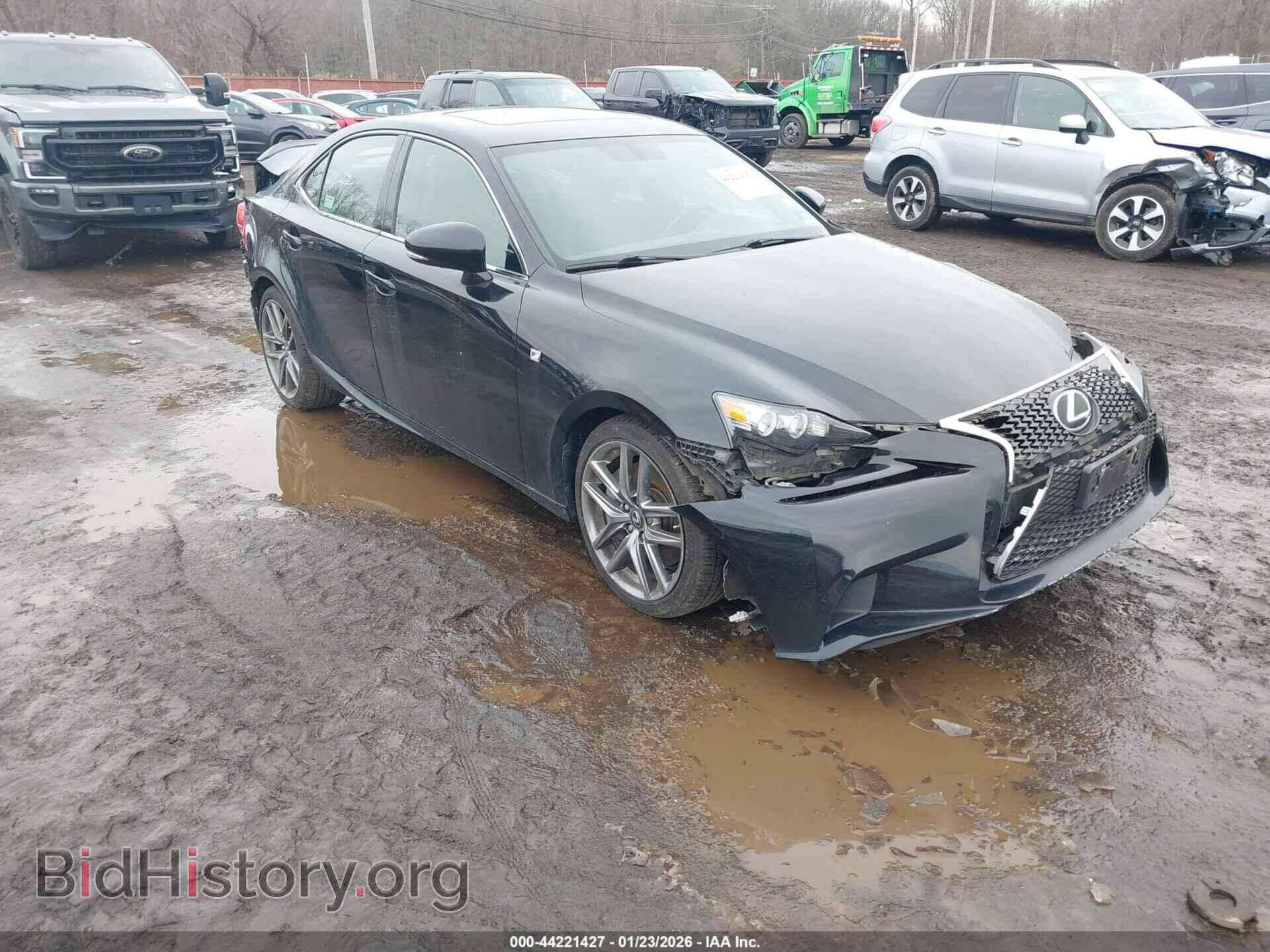 Фотография JTHCM1D26G5011924 - LEXUS IS 300 2016