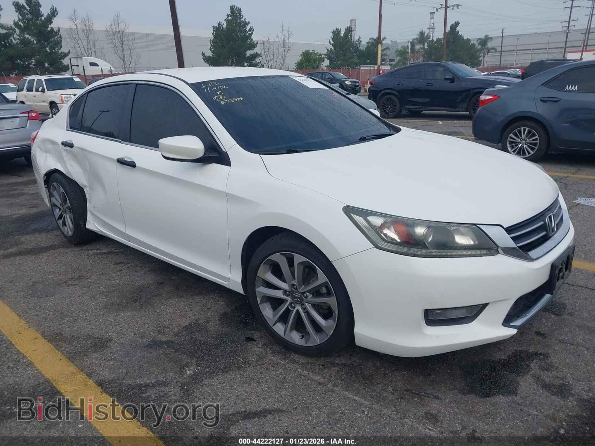 Photo 1HGCR2F58FA048237 - HONDA ACCORD 2015
