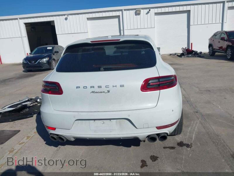 2016 Porsche MACAN (VIN WP1AB2A58GLB41846) — photo 17 of 17