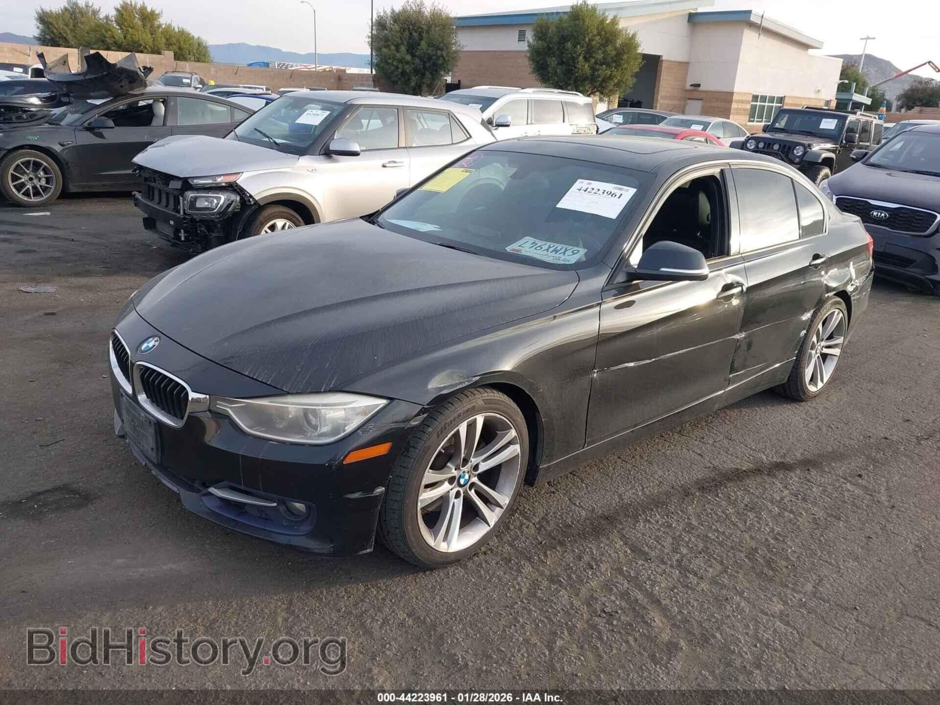 2013 BMW 328I - VIN: WBA3A5C52DF351717 - Фото 2